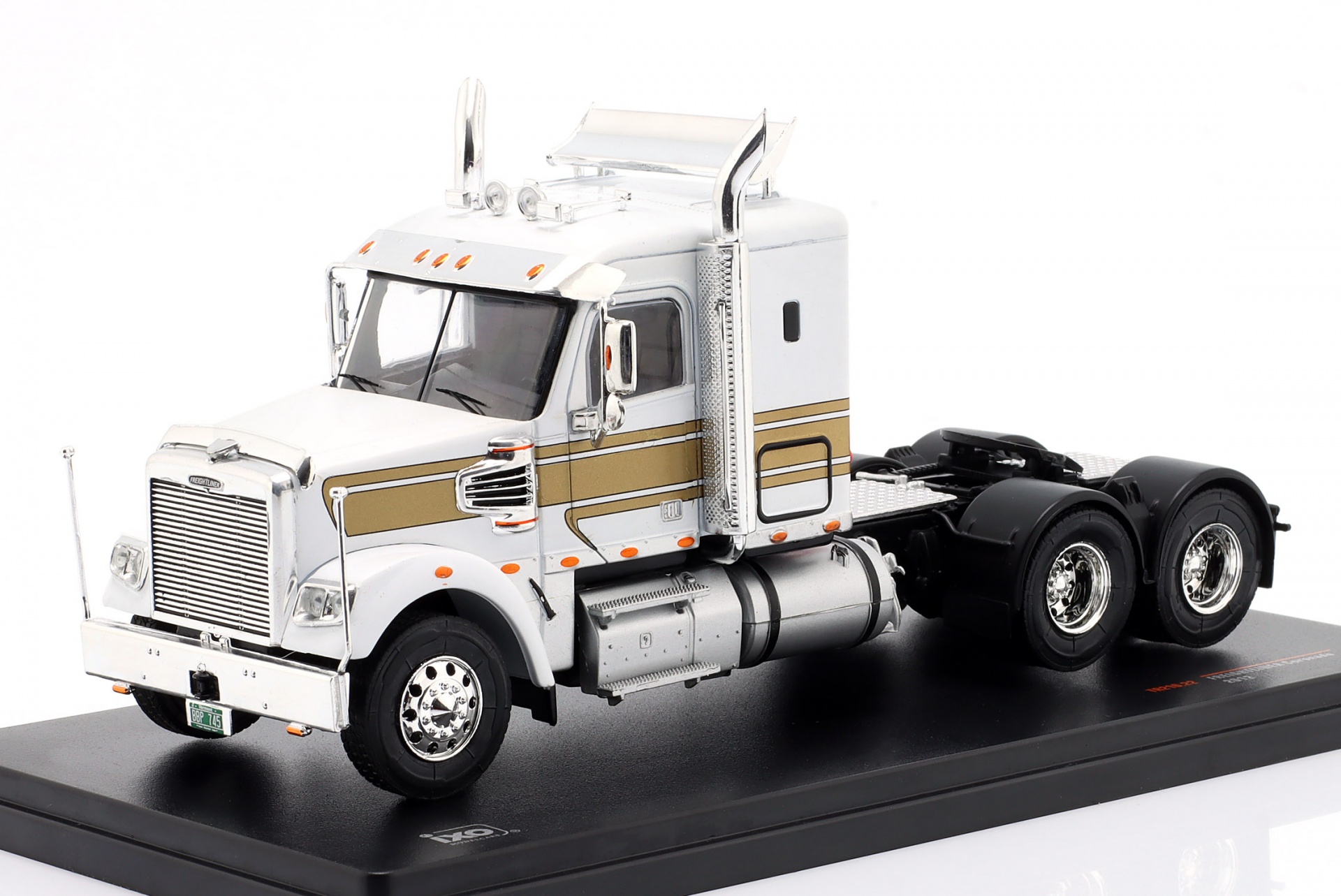 Freightliner Coronado Truck Baujahr 2012 wei&szlig; / gold  