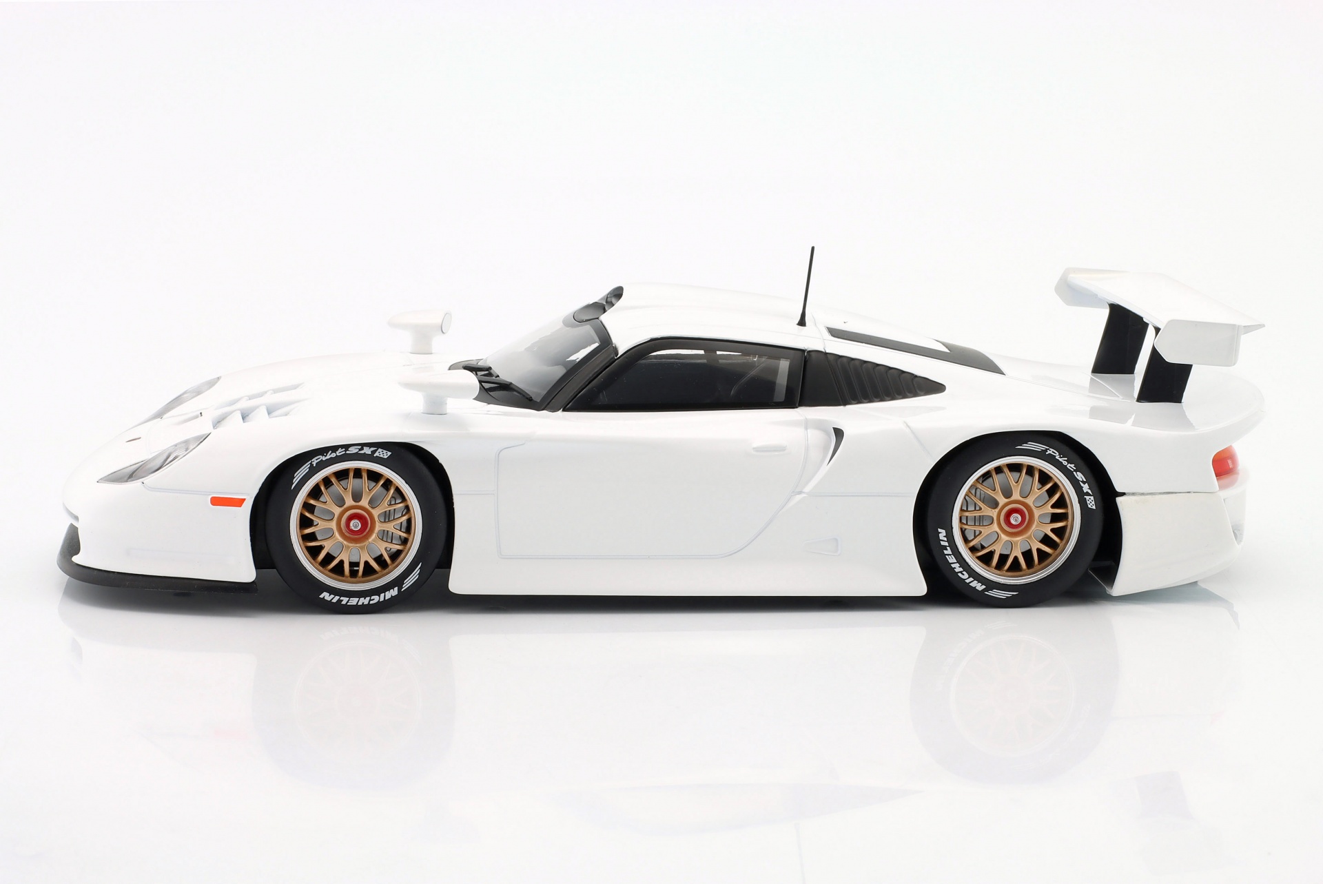 Porsche 911 GT1 Plain Body Edition 1997 wei&szlig;  