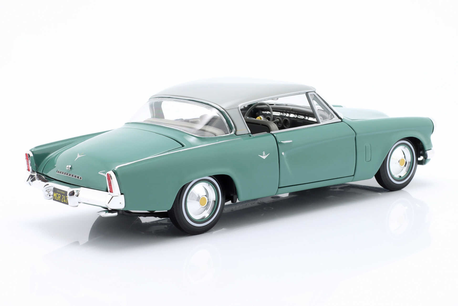 Studebaker Starliner Baujahr 1953 mintgr&uuml;n / hellgrau  