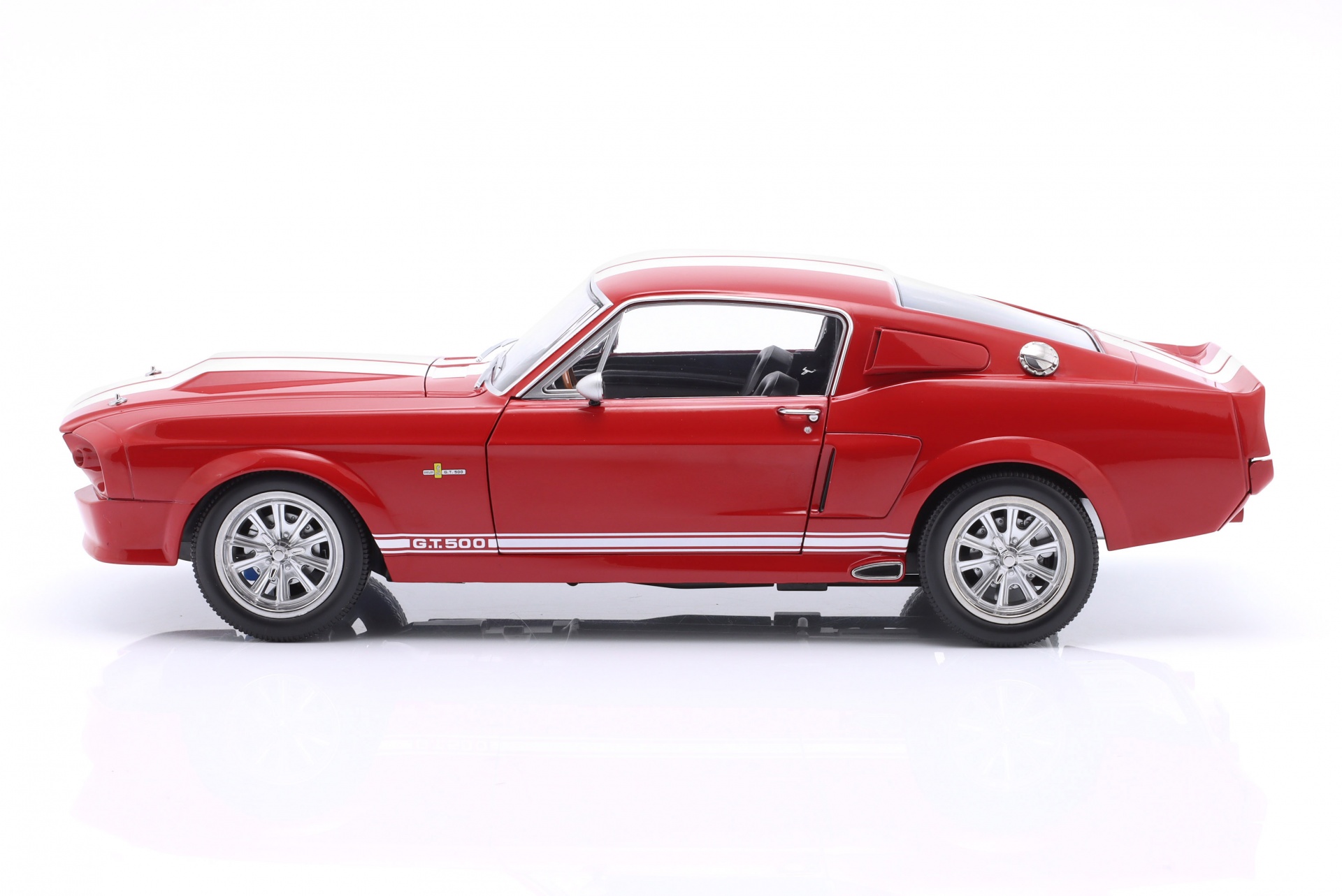 Ford Mustang Shelby GT500 Baujahr 1967 rot / wei&szlig;  