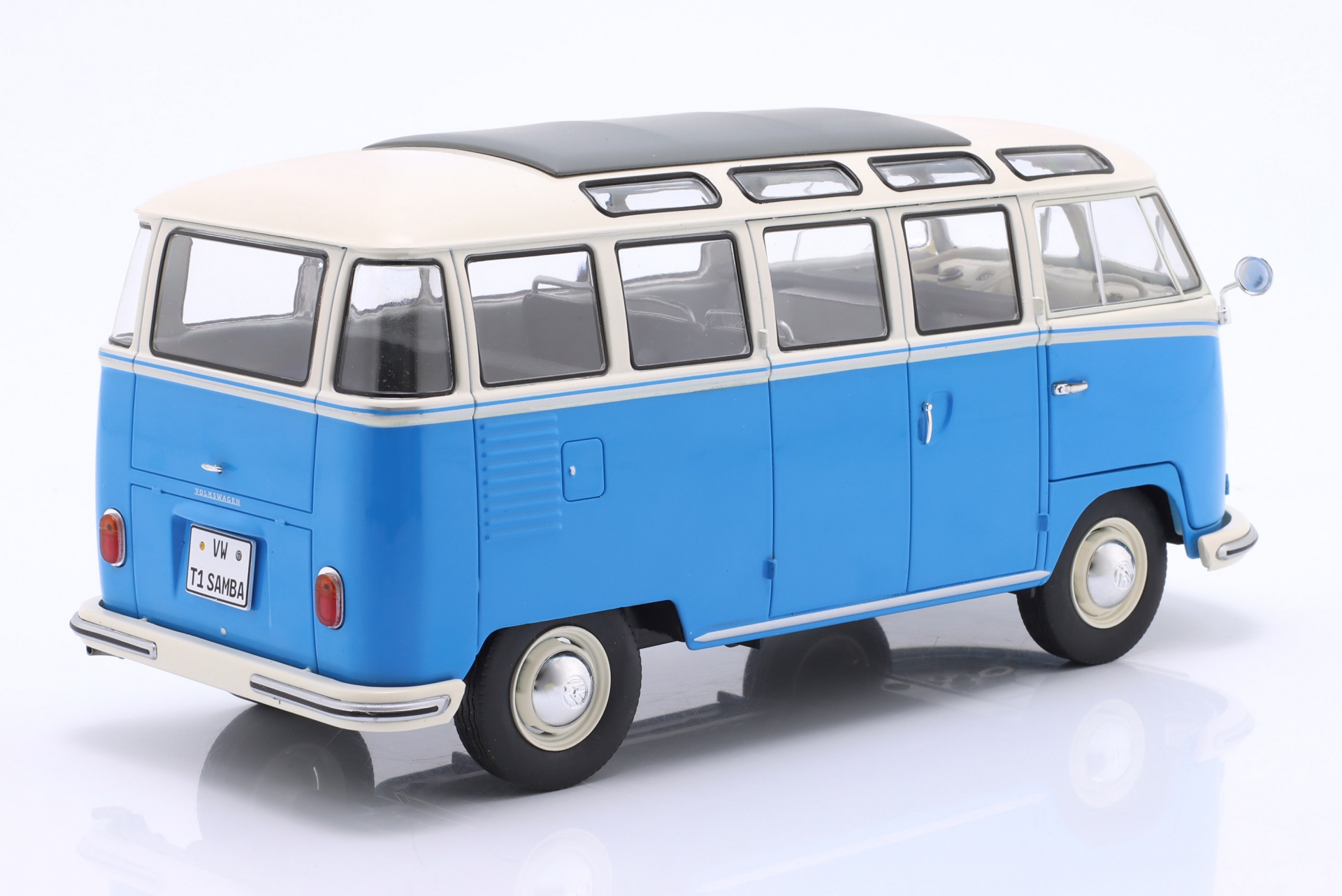 Volkswagen VW T1 Samba Bus Baujahr 1962 blau / wei&szlig;  