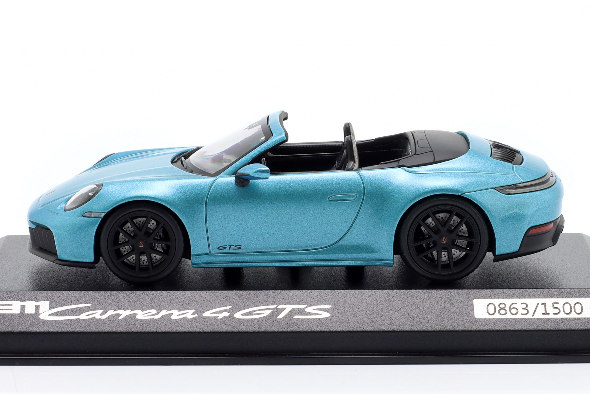 Porsche 911 (992.2) Carrera 4 GTS Cabriolet 2024 ipanemablau  