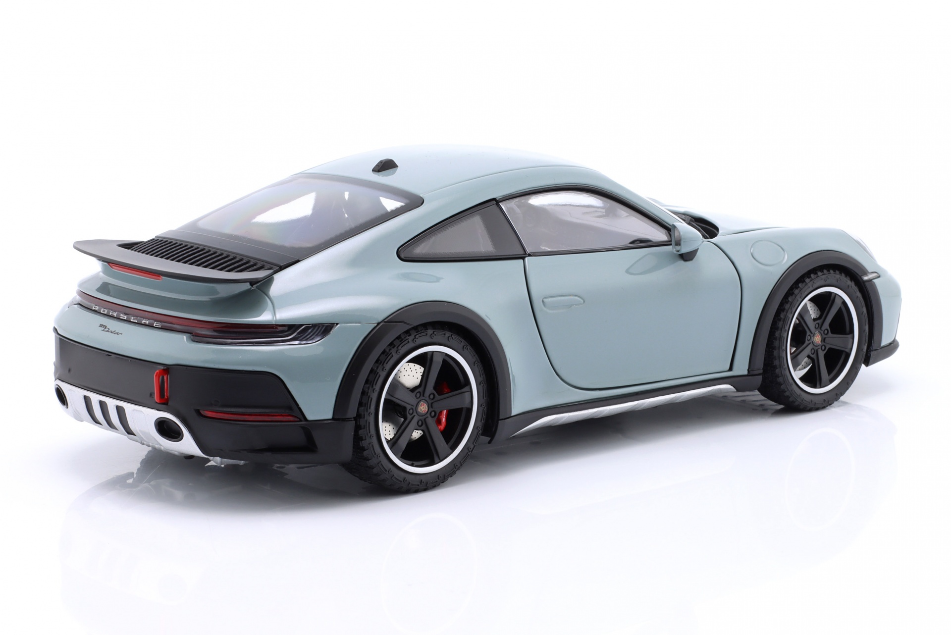 Porsche 911 (992) Dakar Baujahr 2022 gr&uuml;n metallic  