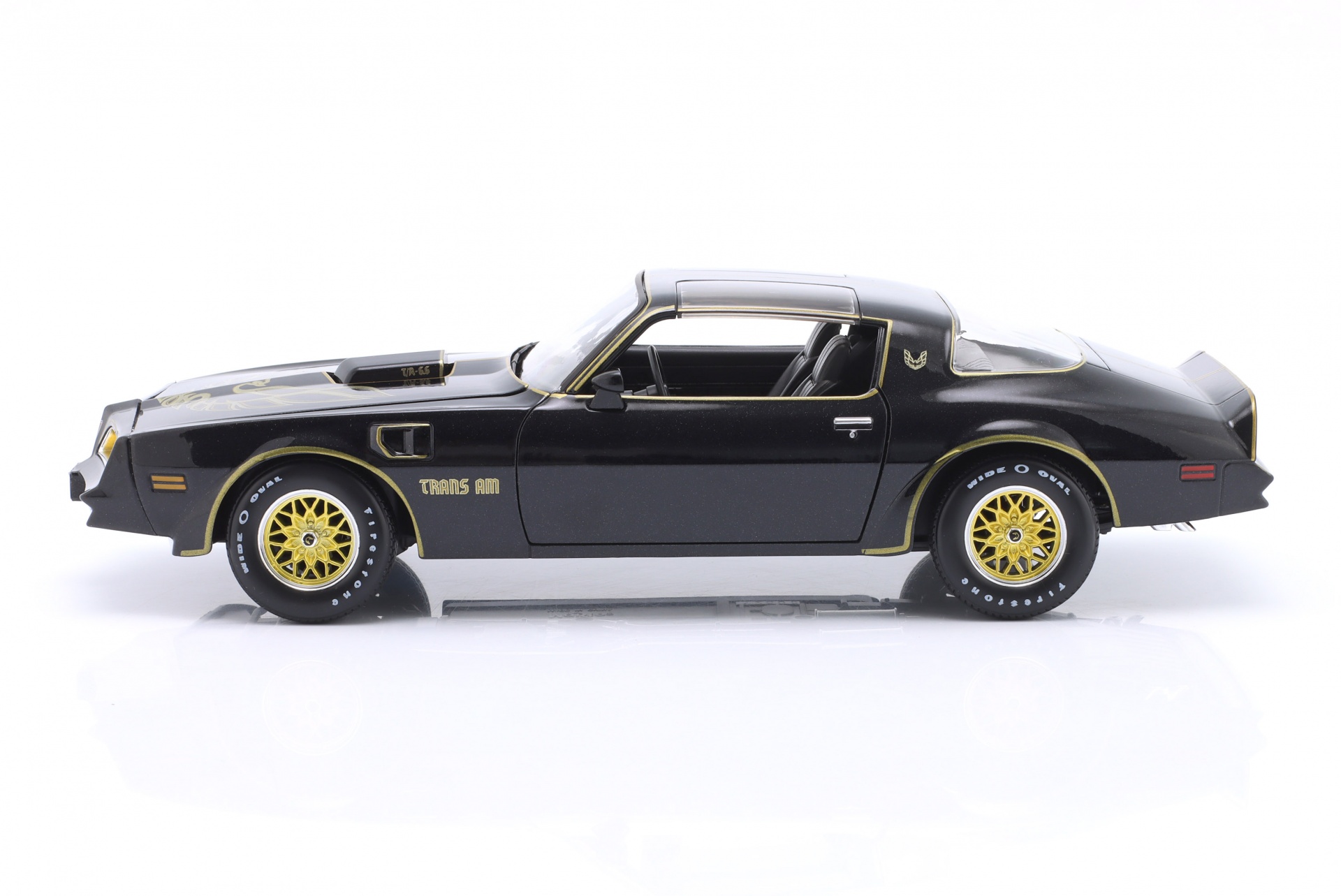 Pontiac Firebird Baujahr 1978 schwarz / gold  
