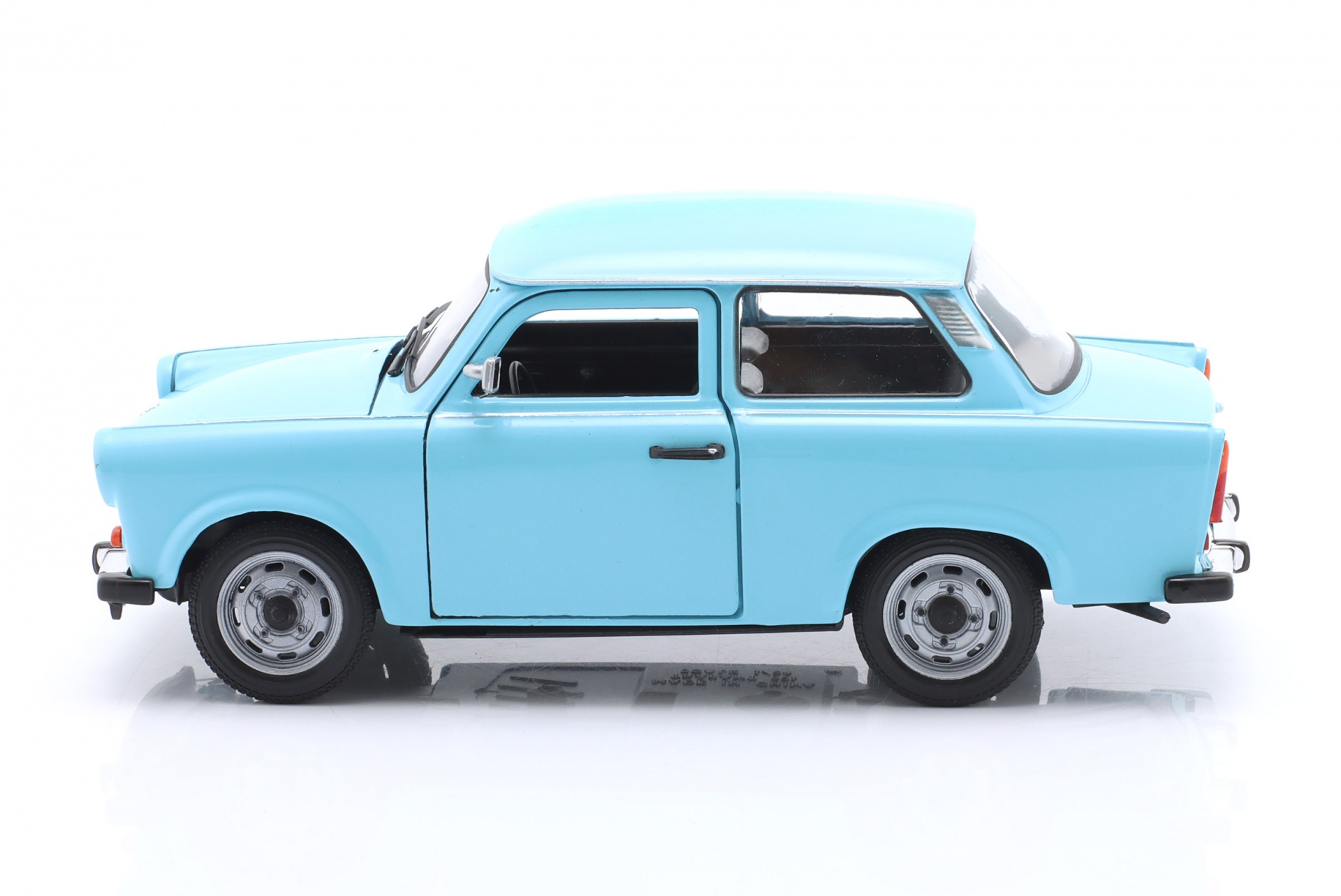 Trabant 601 hellblau  