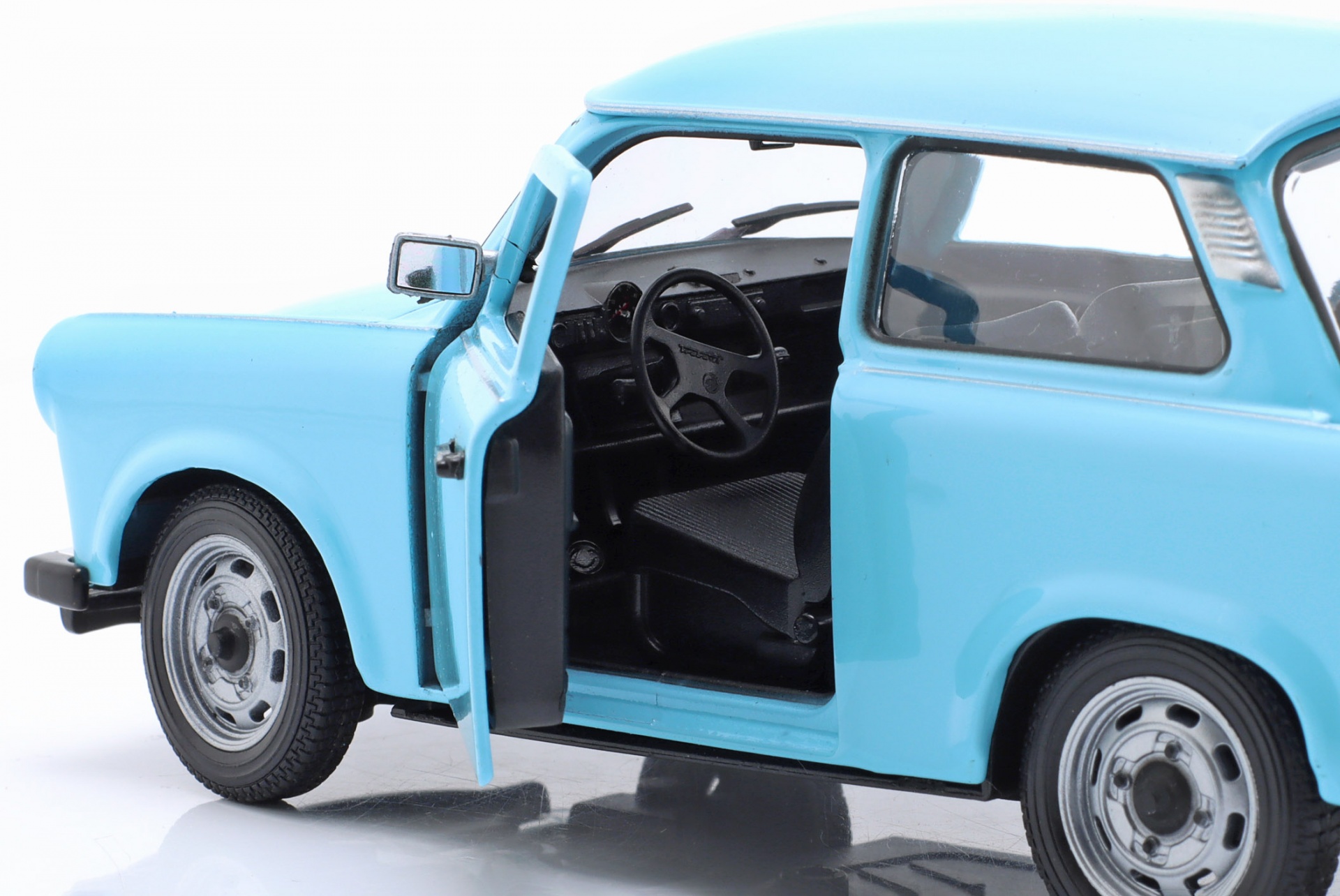 Trabant 601 hellblau  