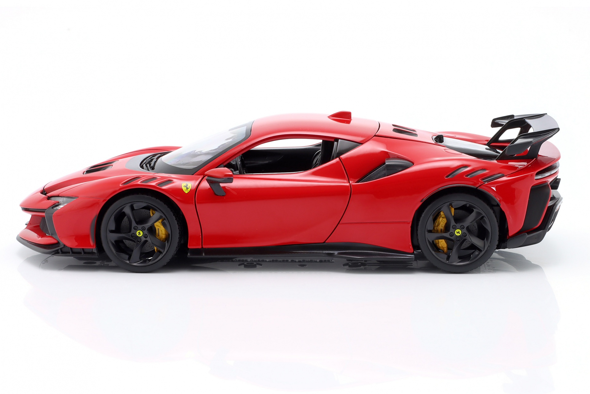 Ferrari SF90 XX Stradale Baujahr 2024 rot  