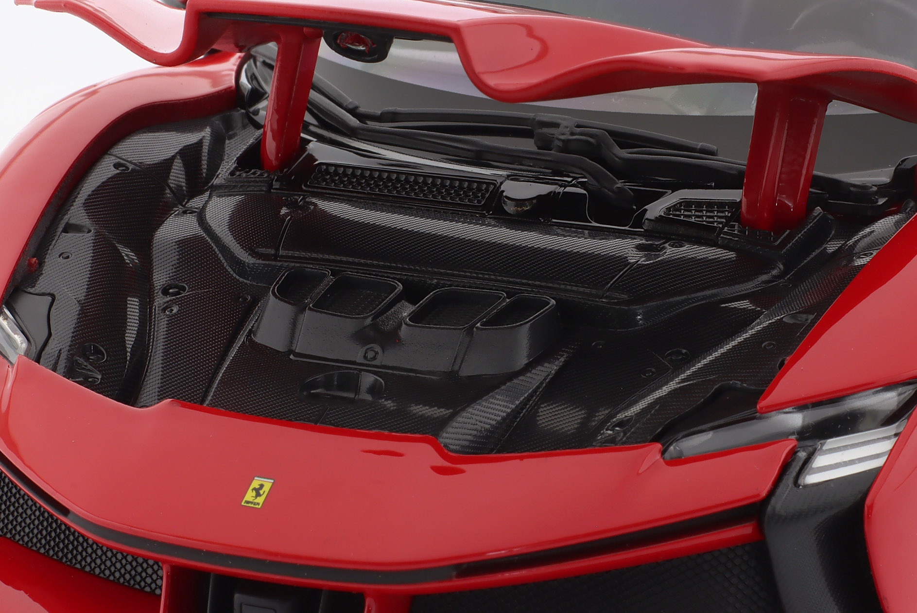 Ferrari SF90 XX Stradale Baujahr 2024 rot  