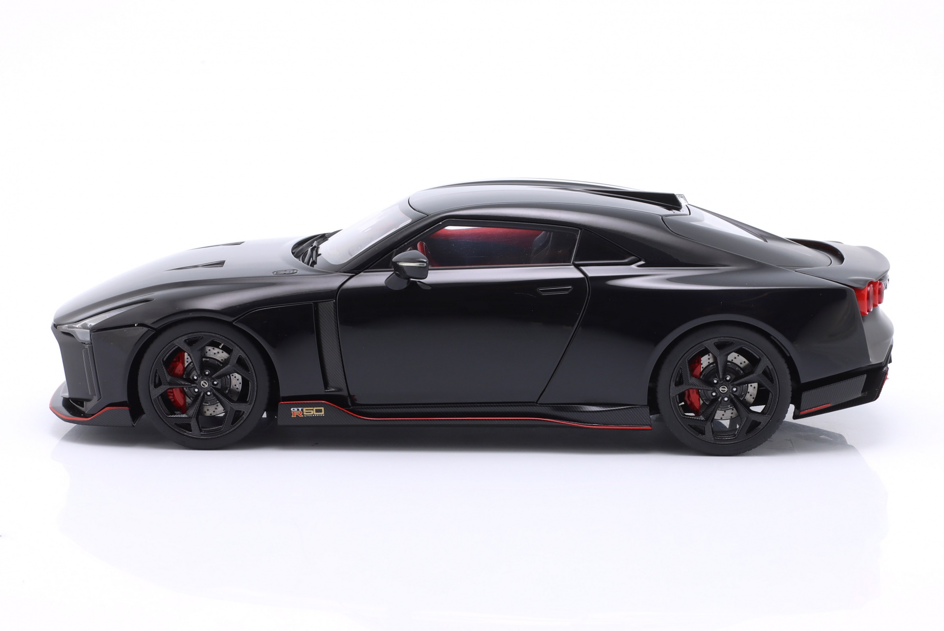 Nissan GT-R50 by Italdesign 2020 schwarz / mattschwarz  
