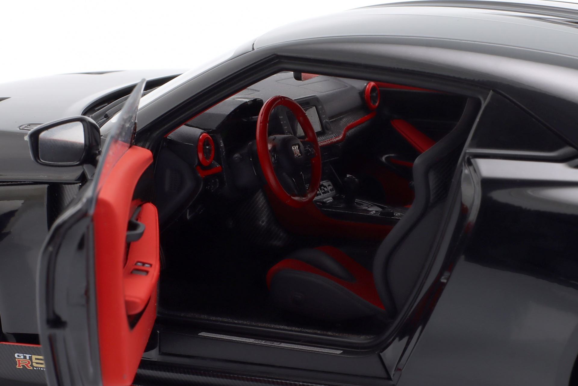Nissan GT-R50 by Italdesign 2020 schwarz / mattschwarz  