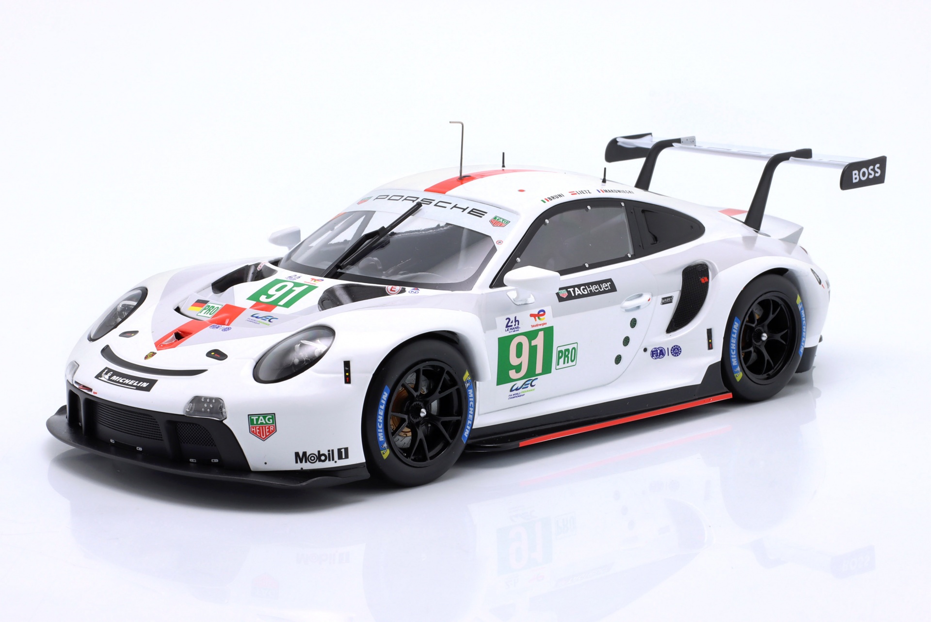 Porsche 911 RSR #91 Sieger LMGTE Pro 24h LeMans 2022 Porsche GT Team  