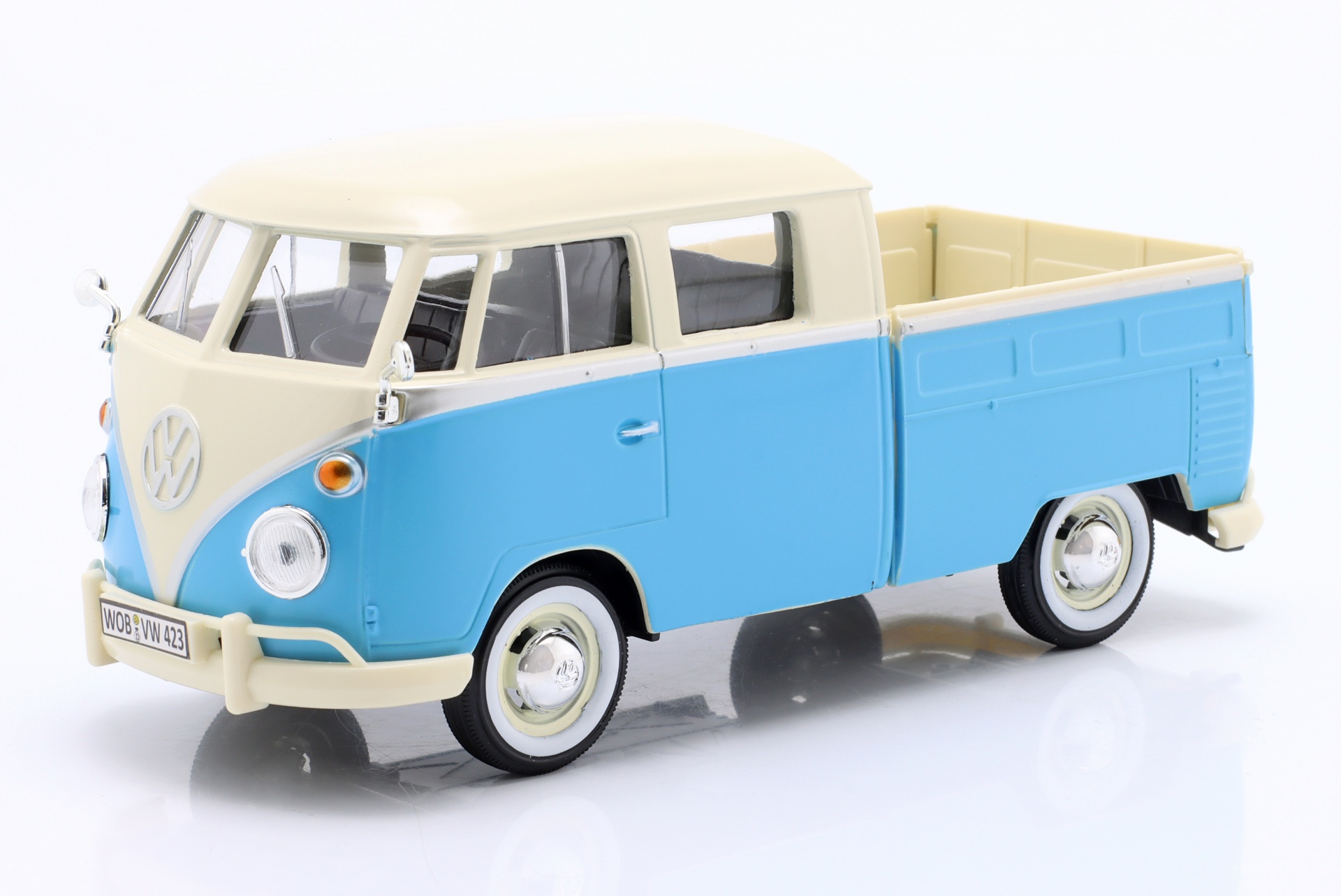 	Volkswagen VW Type 2 Doppelkabine blau / wei&szlig;  