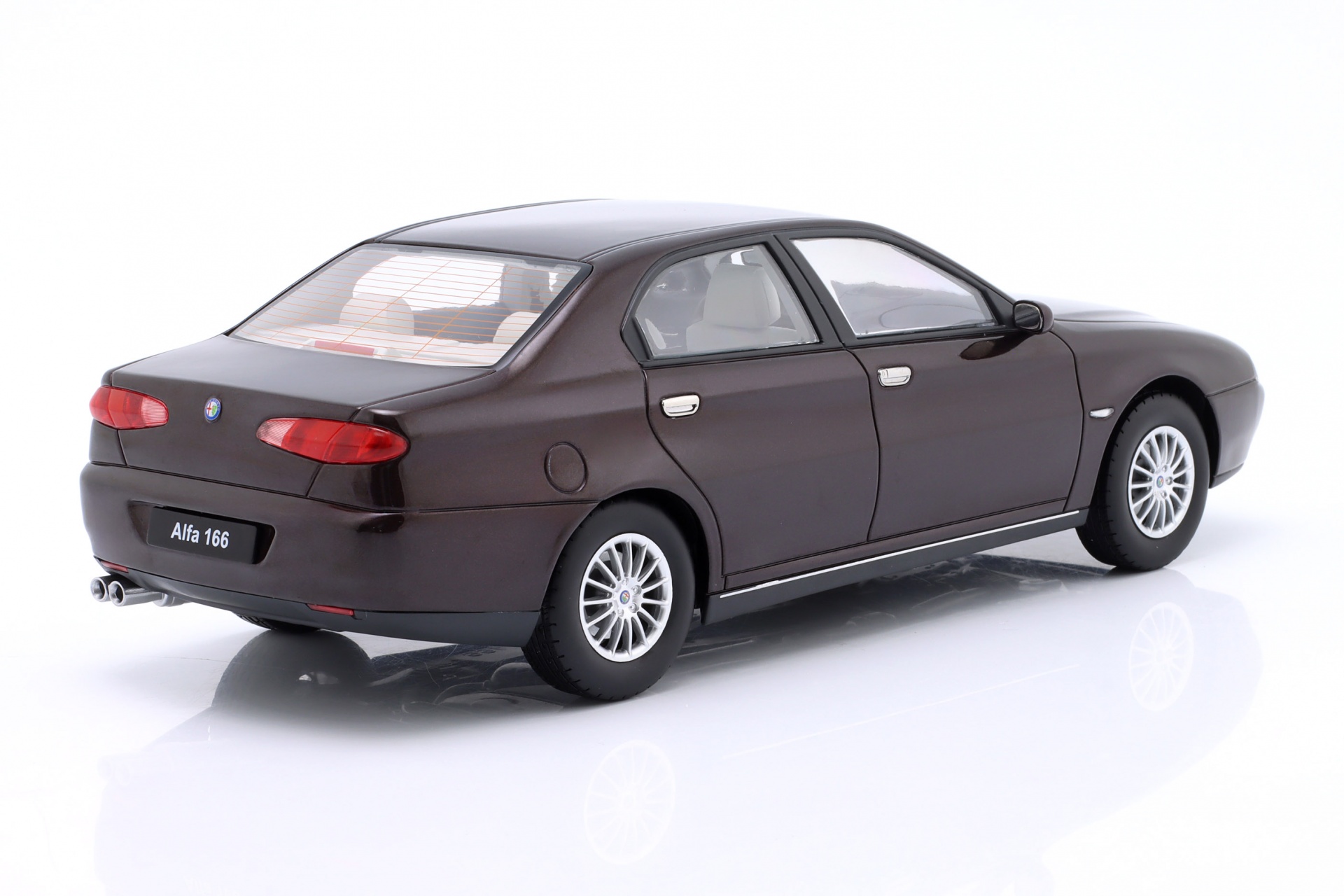 Alfa Romeo 166 Baujahr 1999 schwarz metallic  