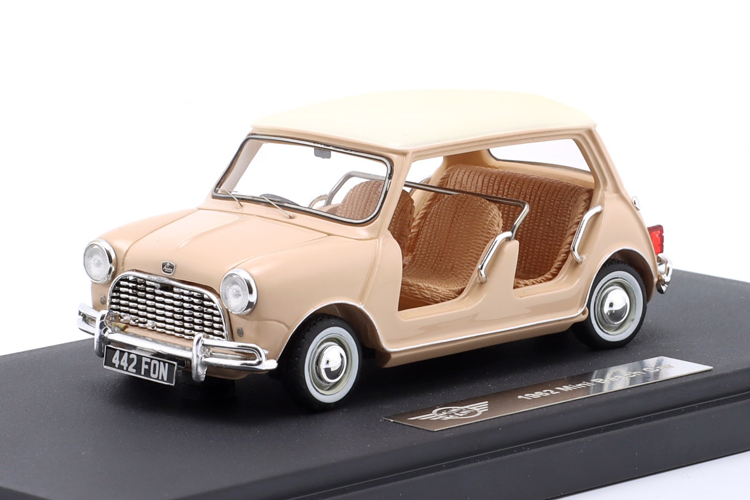 Mini Beach Car Baujahr 1962 beige / wei&szlig;  