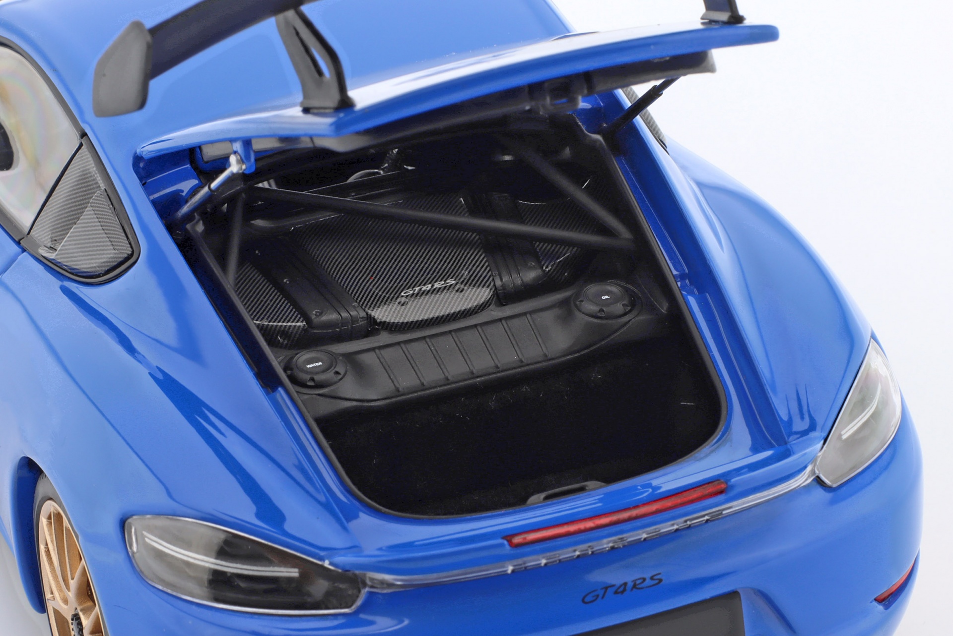 Porsche Cayman GT4 RS mit Weissach-Paket Baujahr 2024 blau  