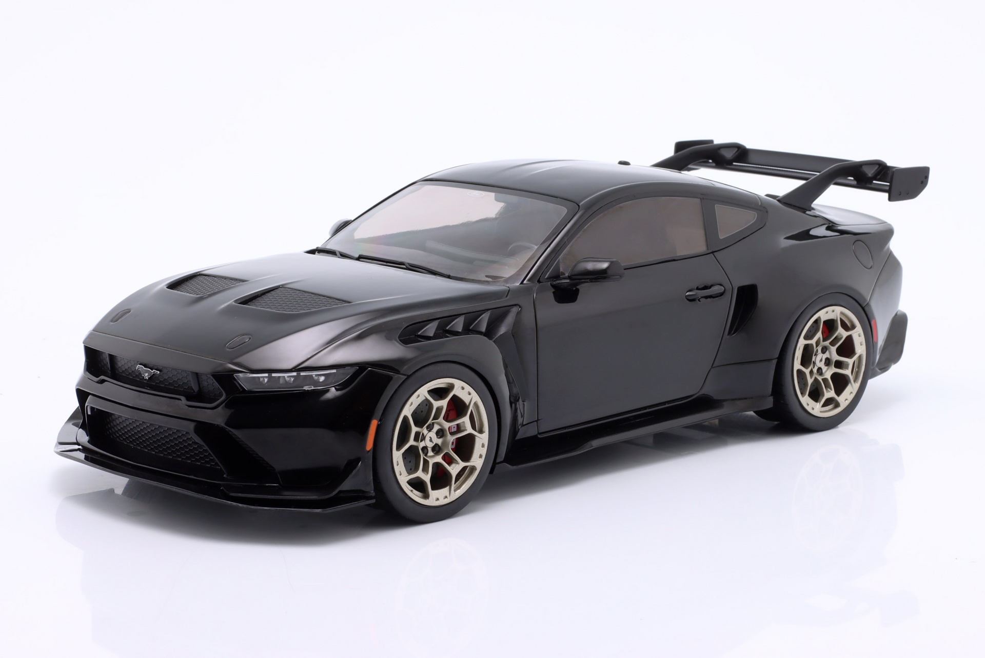 Ford Mustang GTD Baujahr 2025 schwarz  