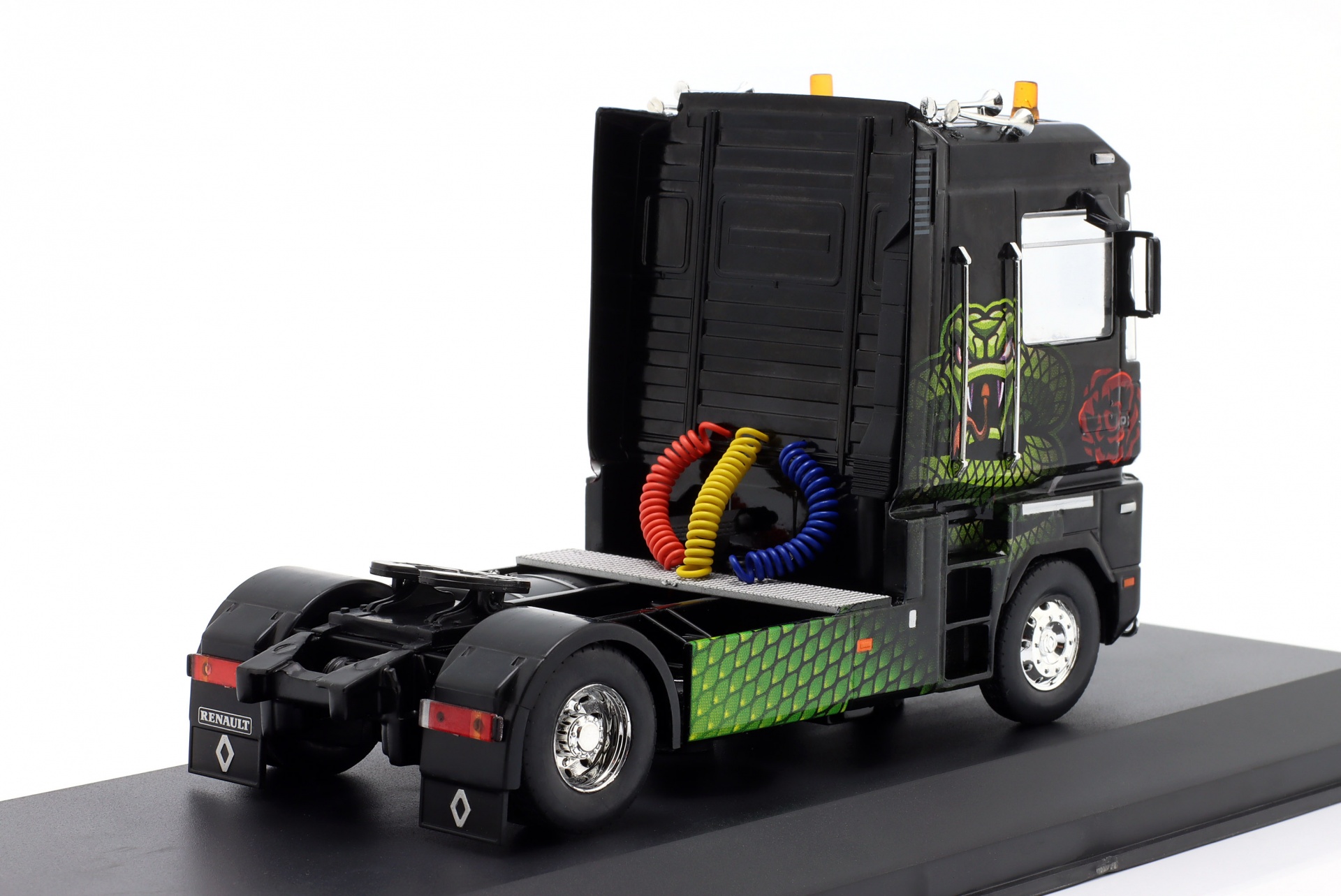 Renault AE 500 Magnum Sattelzugmaschine 1991 Green Mamba  
