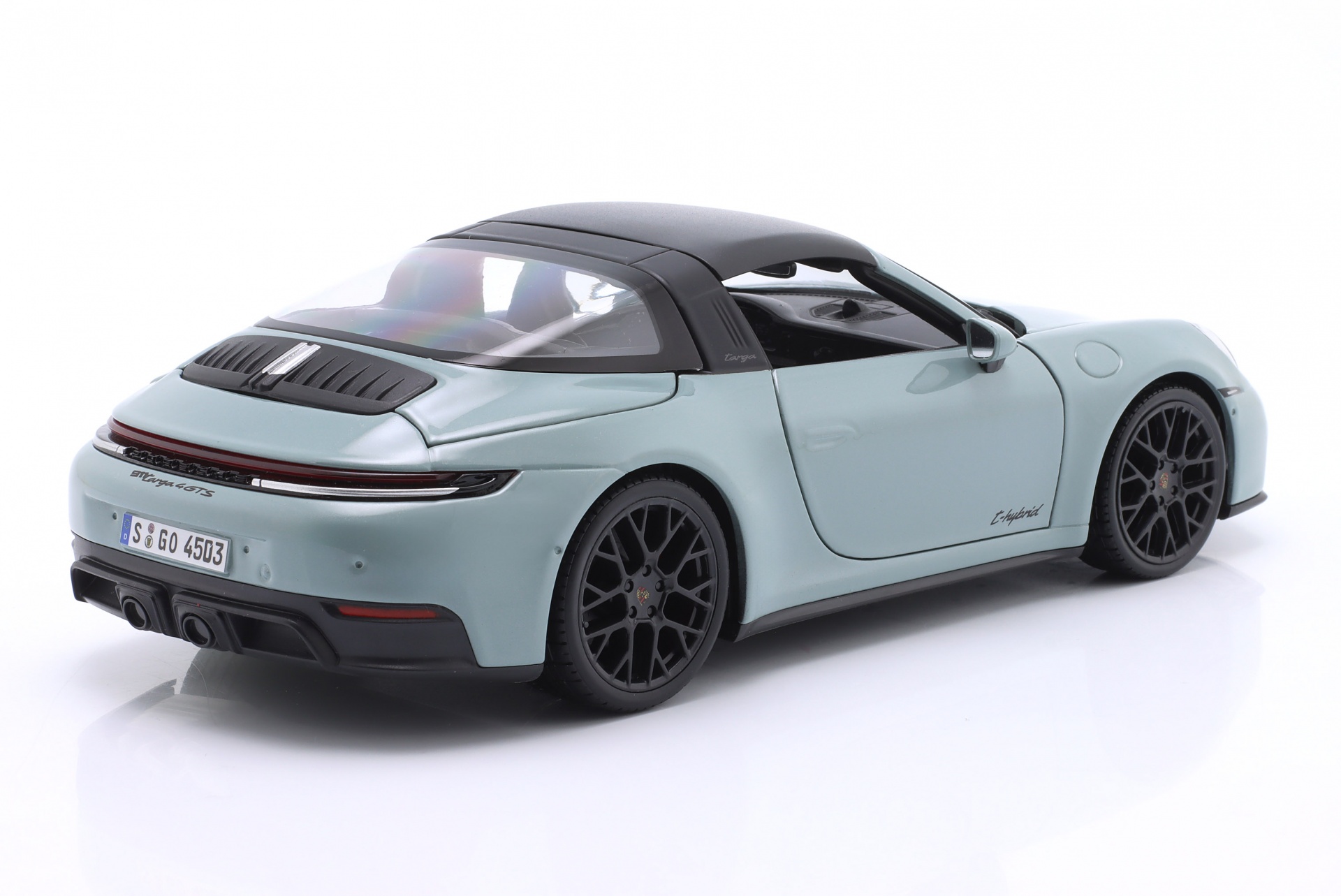 Porsche 911 (992.2) Targa 4 GTS Hybrid Baujahr 2025 aventuringr&uuml;n  