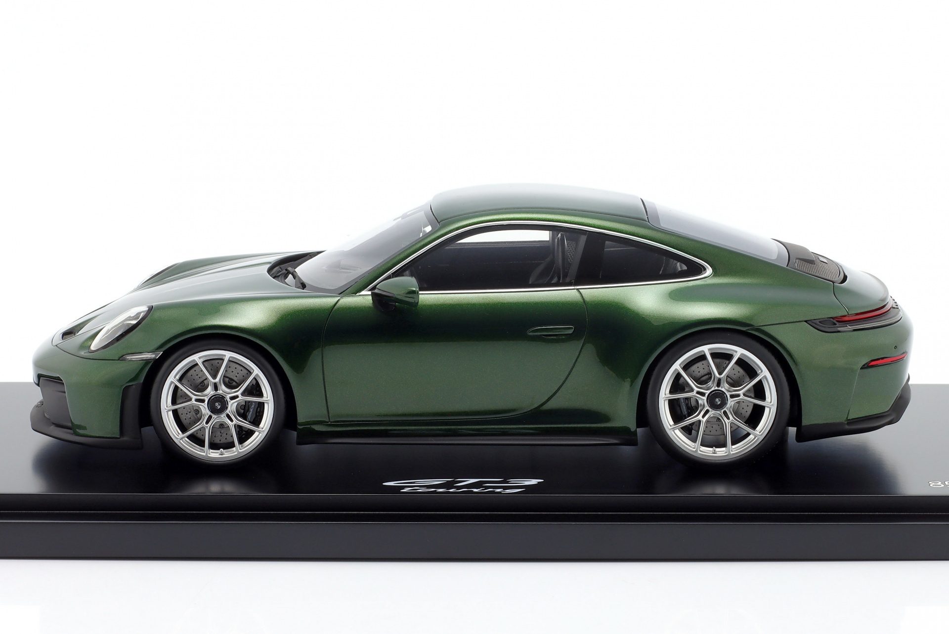 Porsche 911 (992.2) GT3 Touring Baujahr 2025 oakgr&uuml;n metallic  