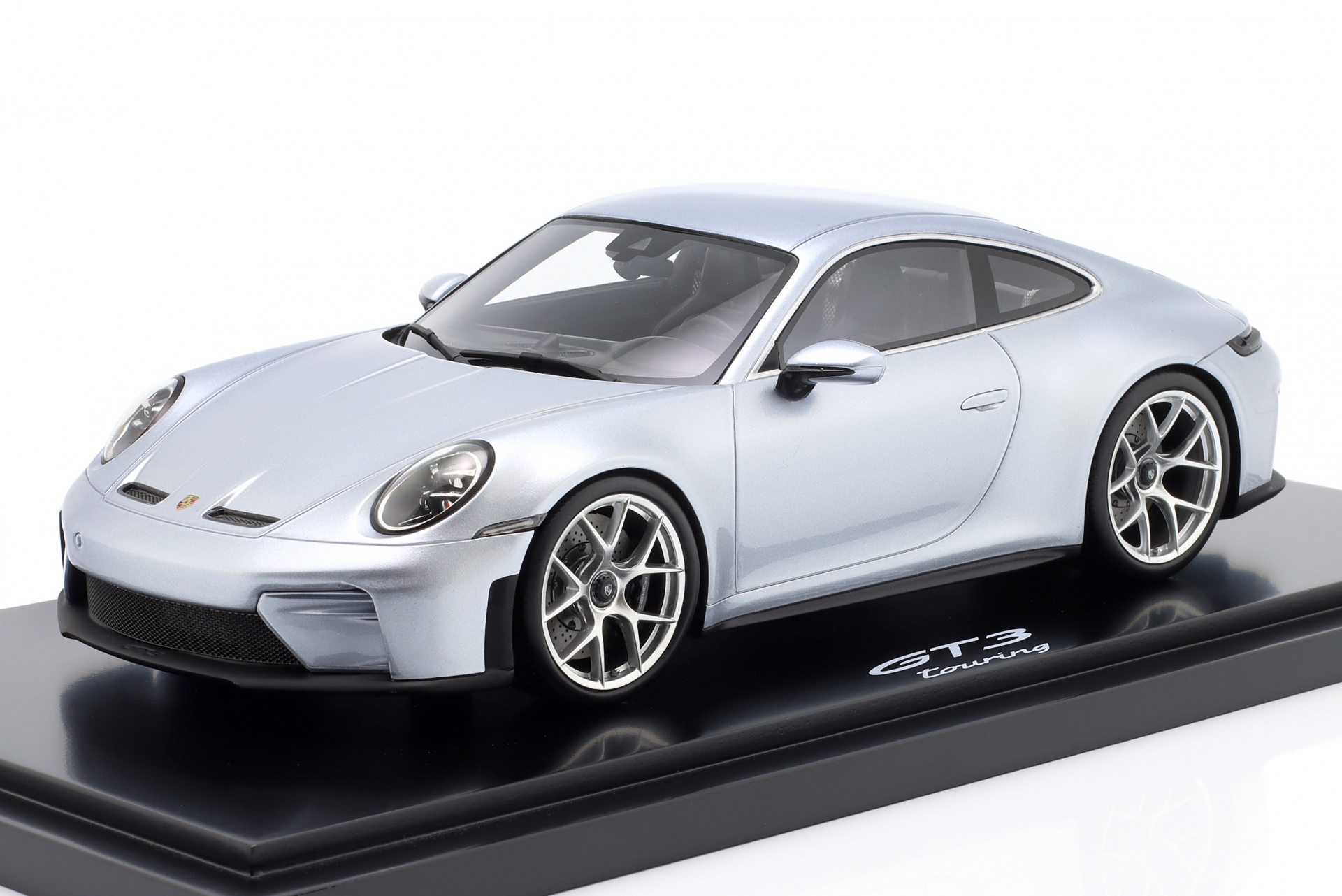 Porsche 911 (992.2) GT3 Touring Baujahr 2025 polarsilber  