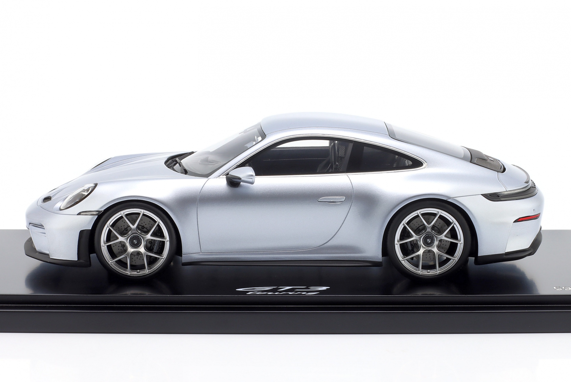 Porsche 911 (992.2) GT3 Touring Baujahr 2025 polarsilber  