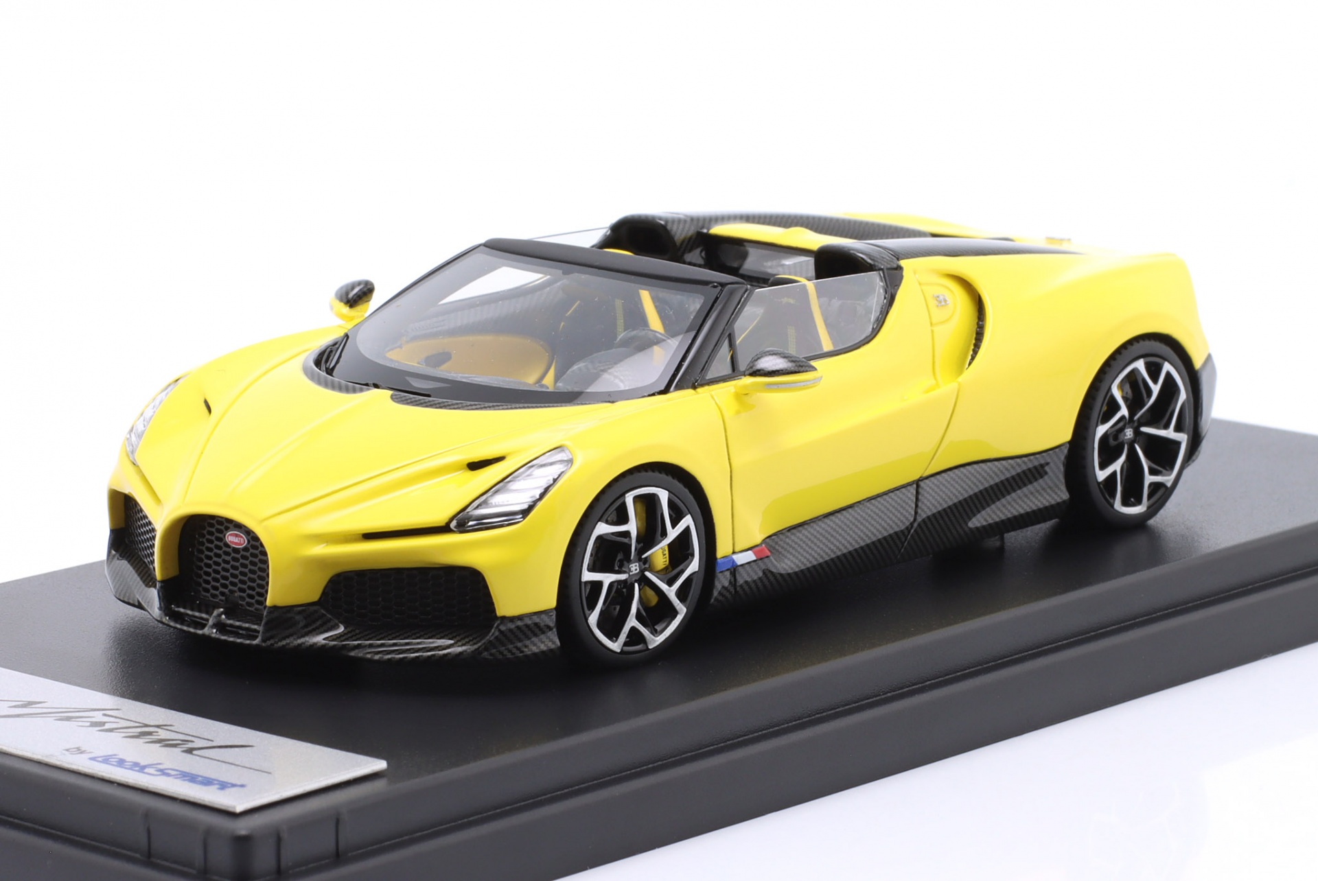 Bugatti W16 Mistral Baujahr 2022 gelb  