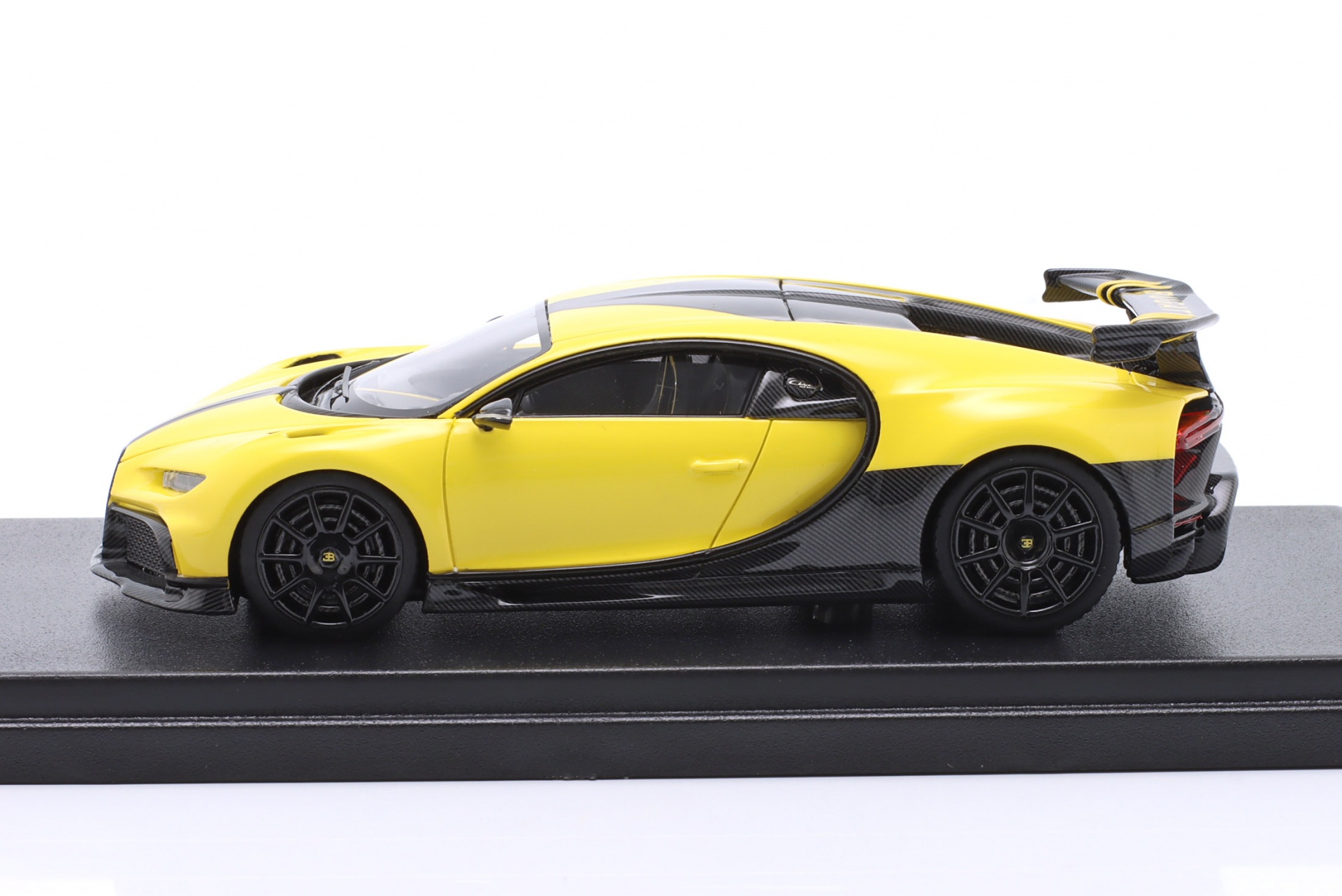 Bugatti Chiron Pur Sport Baujahr 2020 Molsheim gelb  