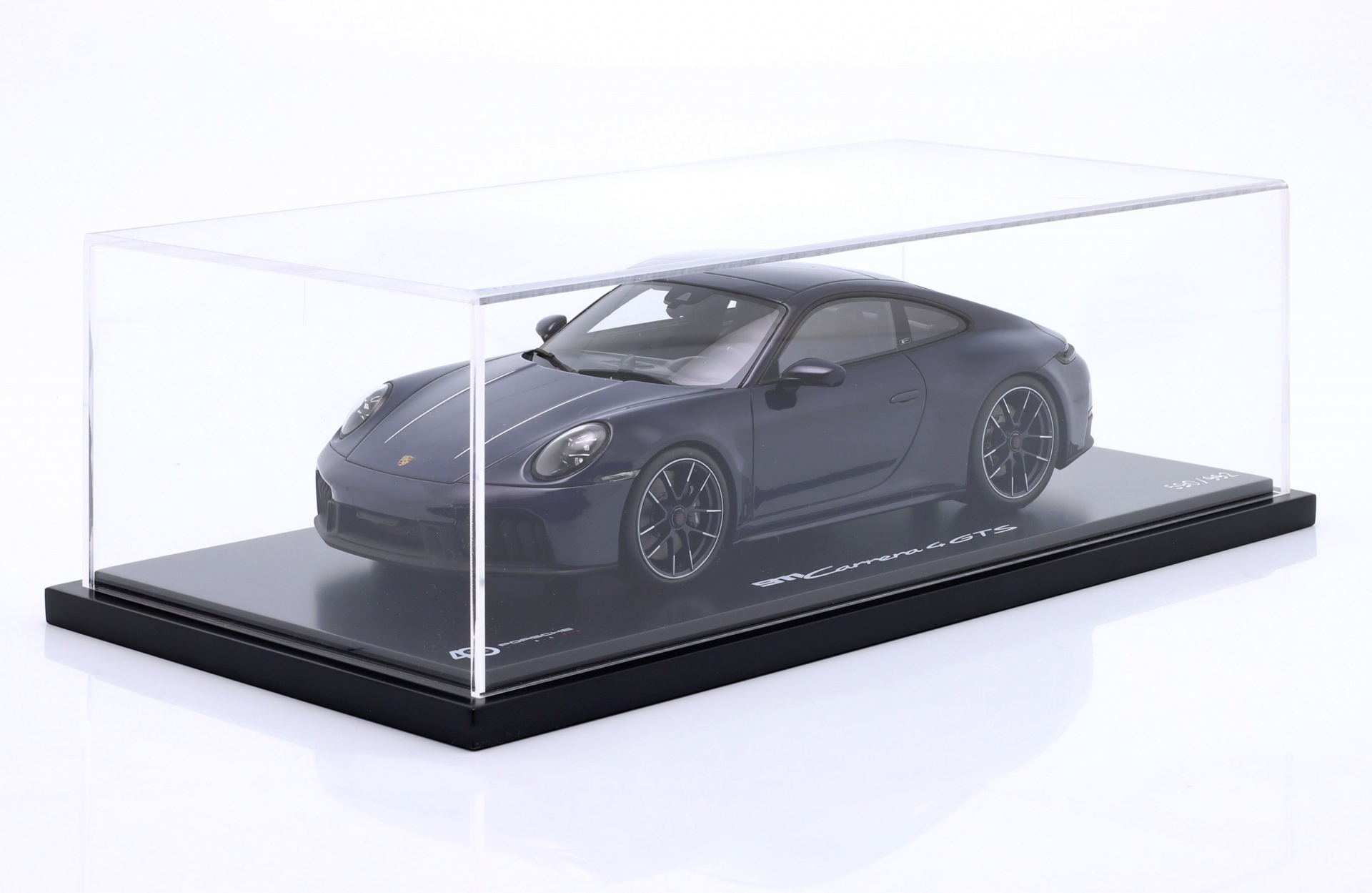 Porsche 911 (992.2) Carrera 4 GTS 40 Jahre Porsche Italien 2025 Blusogno  
