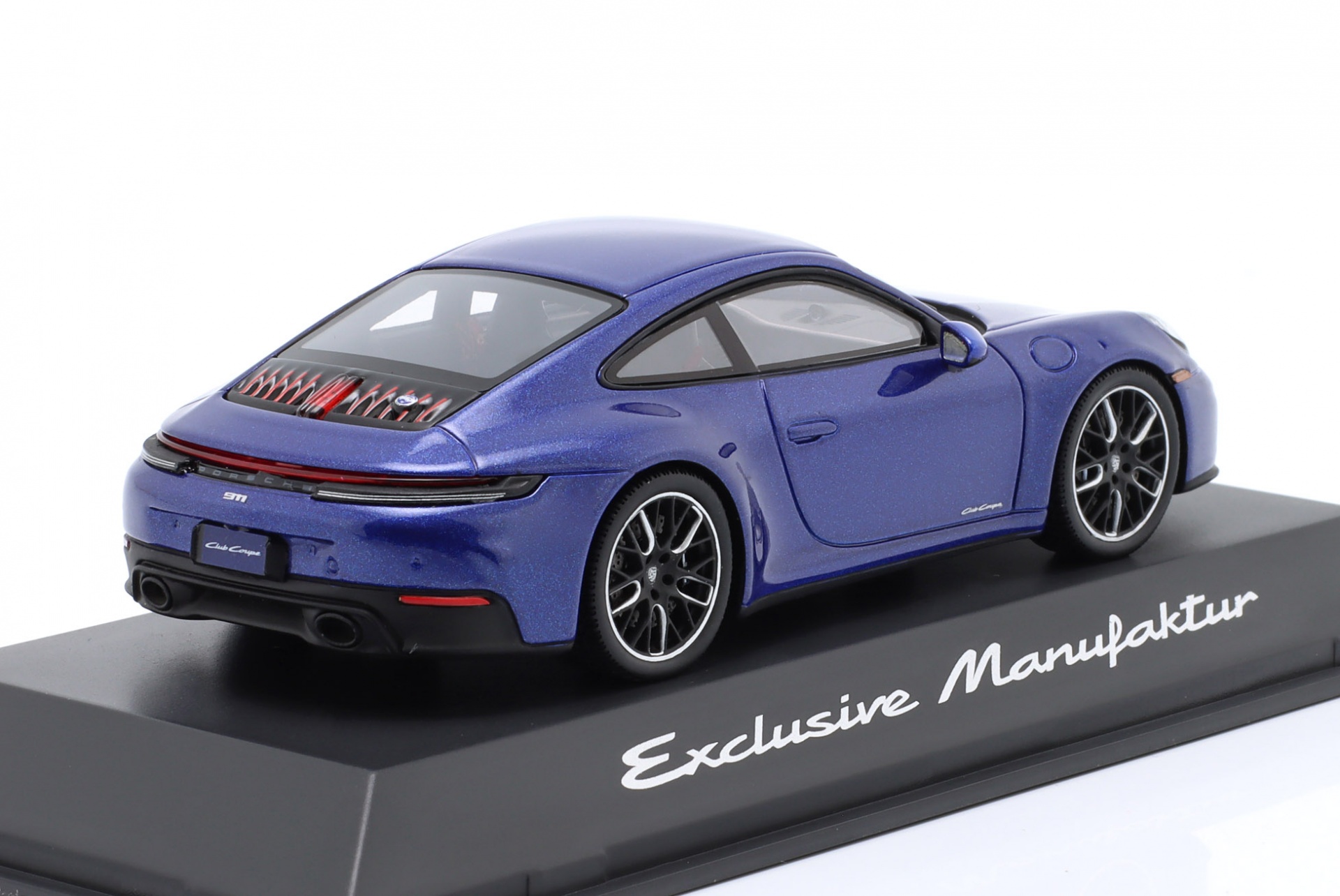 Porsche 911 (992.2) Carrera T Club Coupe sholar blau  