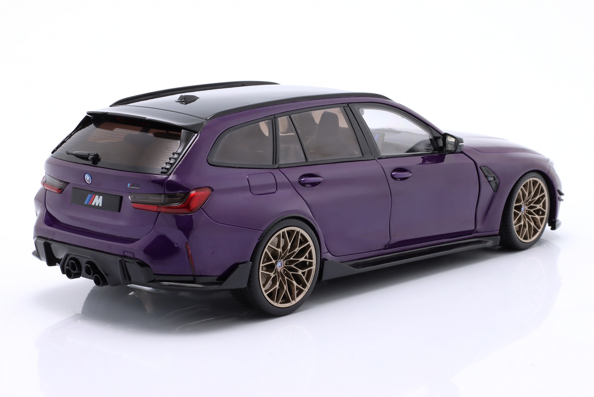 BMW M3 (G81) Touring Baujahr 2024 lila metallic  