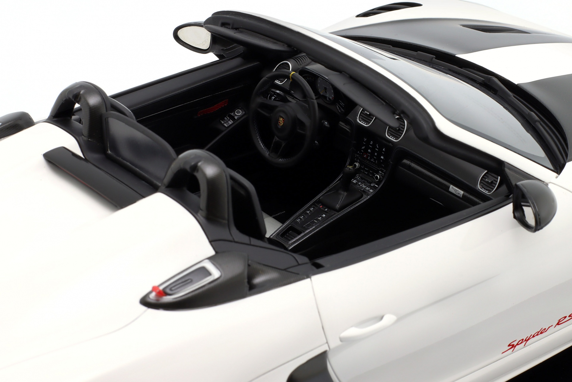 Porsche 718 Spyder RS Baujahr 2023 wei&szlig;  