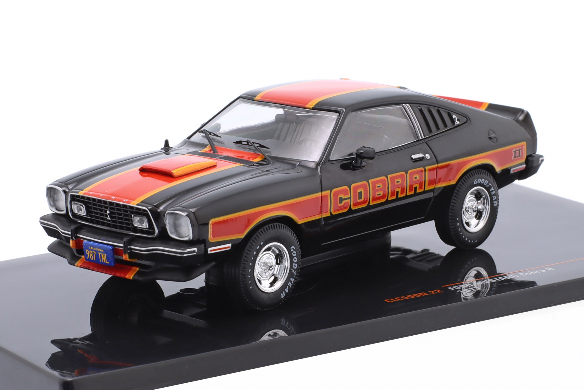 Ford Mustang II Cobra Baujahr 1977 schwarz / Dekor  
