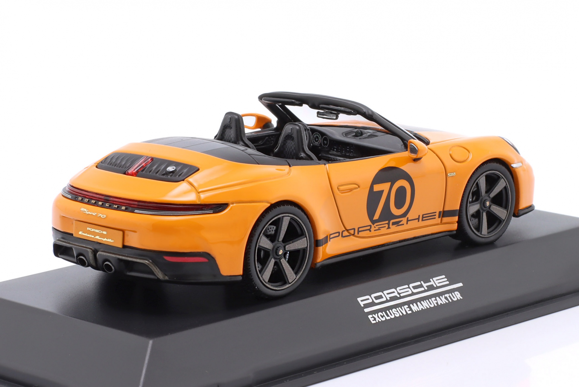 	Porsche 911 (992.2) Cabriolet Spirit 70 Baujahr 2025 signalorange  