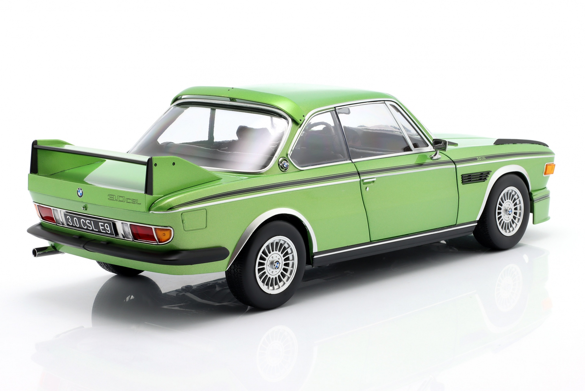 BMW 3.0 CSL (E9) Baujahr 1973 gr&uuml;n metallic  
