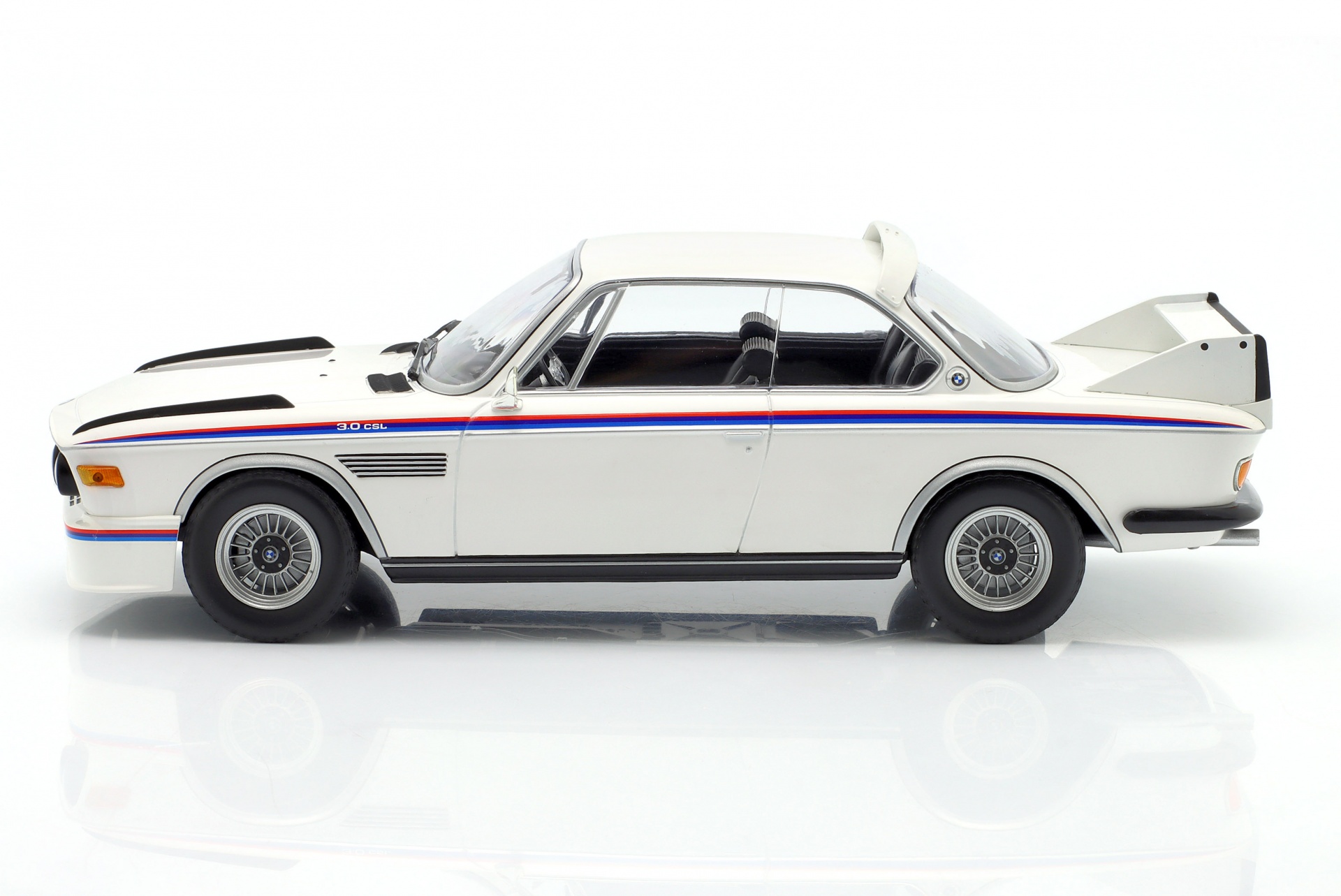 BMW 3.0 CSL (E9) Baujahr 1973 wei&szlig;  