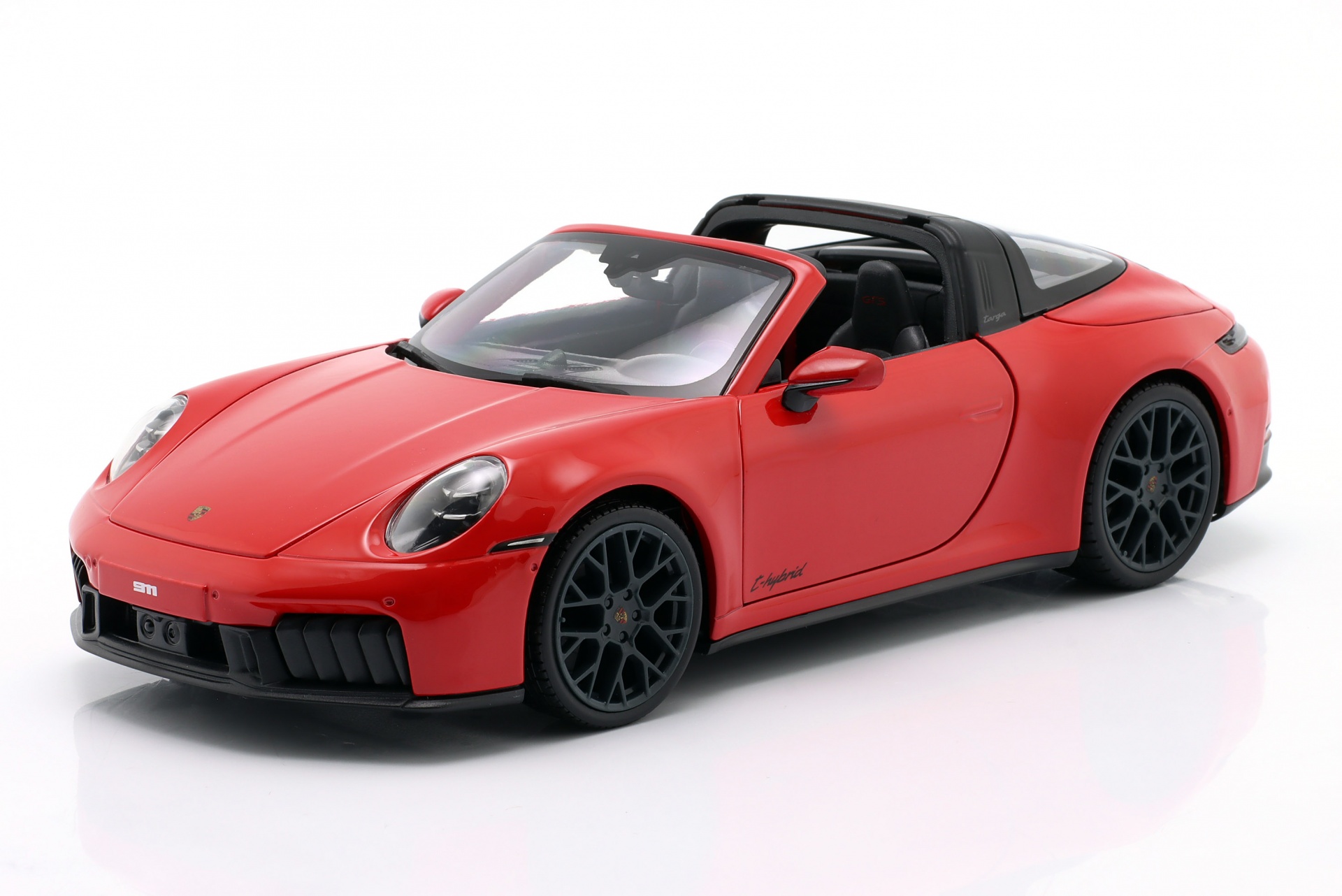 Porsche 911 (992.2) Targa 4 GTS Hybrid Baujahr 2025 rot  