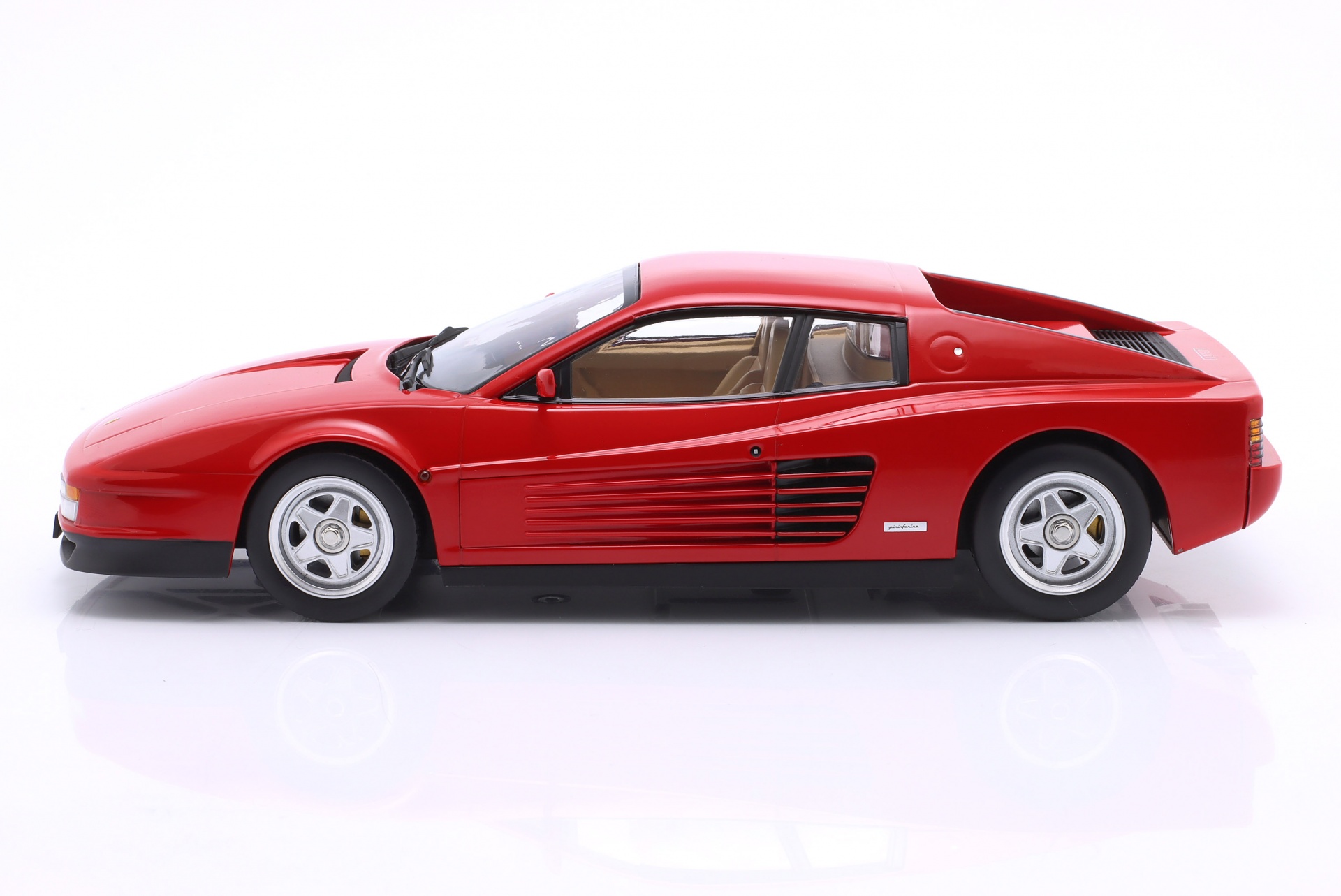 Ferrari Testarossa Baujahr 1986 rot  