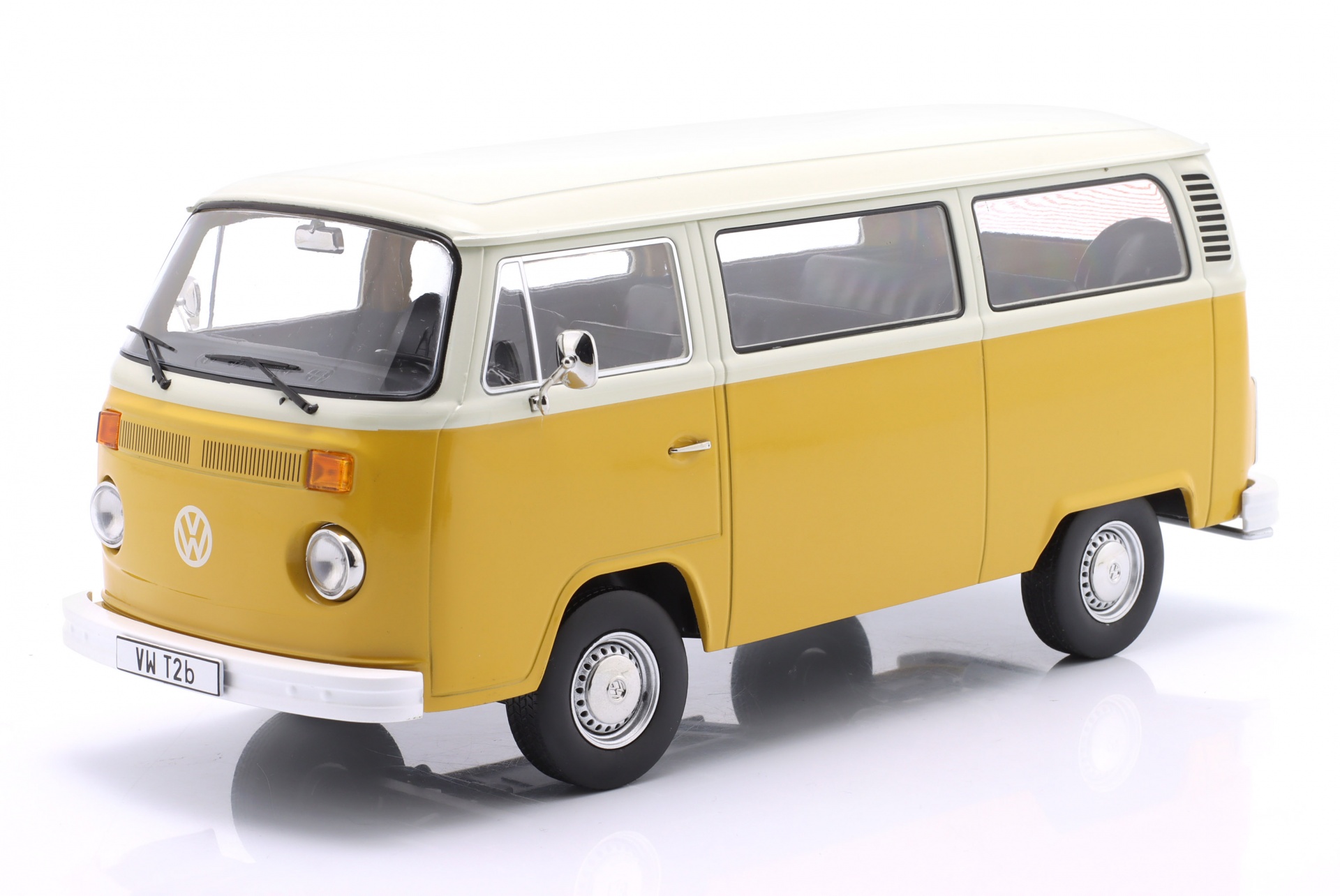 Volkswagen VW T2b Bus Baujahr 1972 gelb / wei&szlig;  