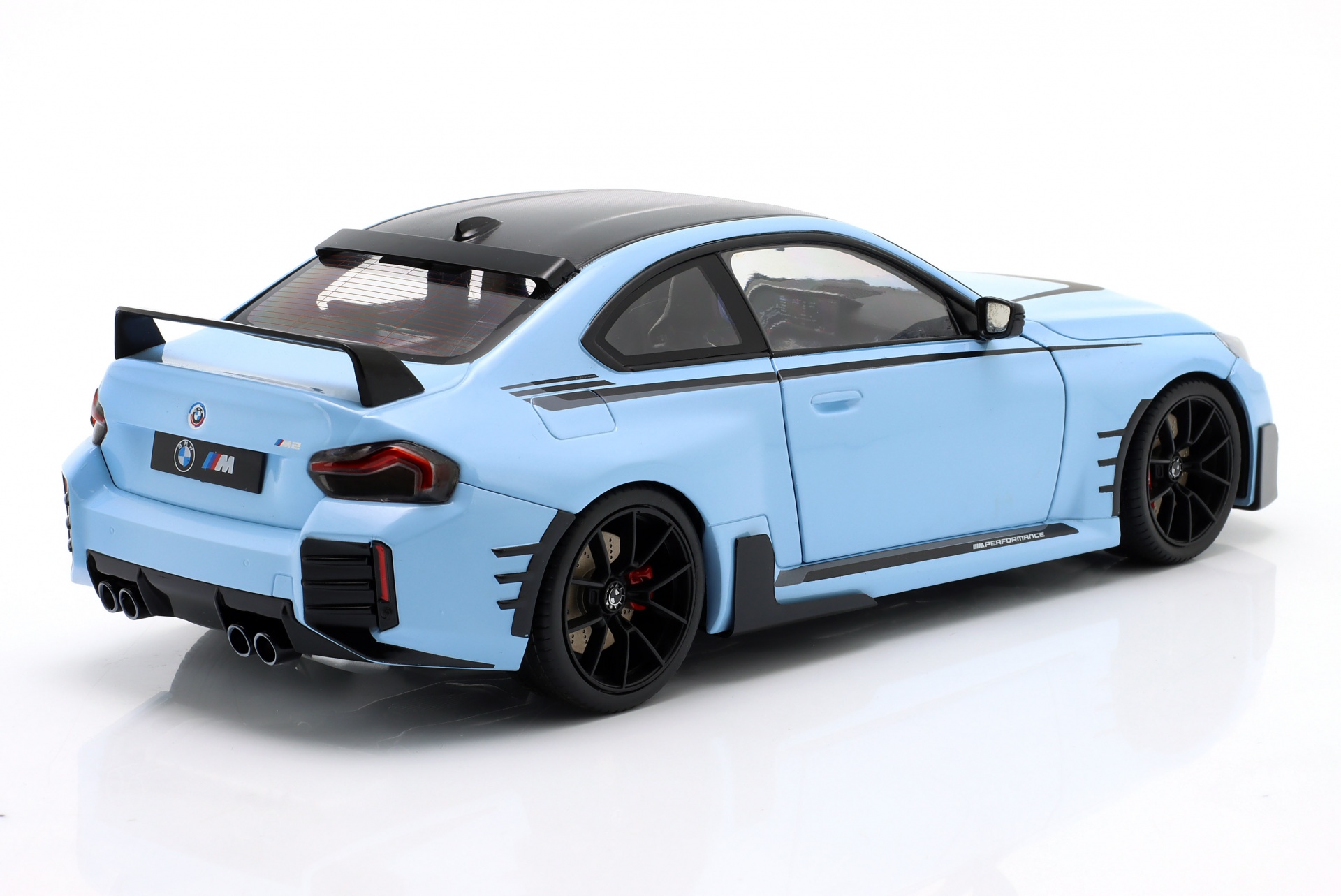 BMW M2 Performance Parts (G87) Baujahr 2024 Zandvoort blau  
