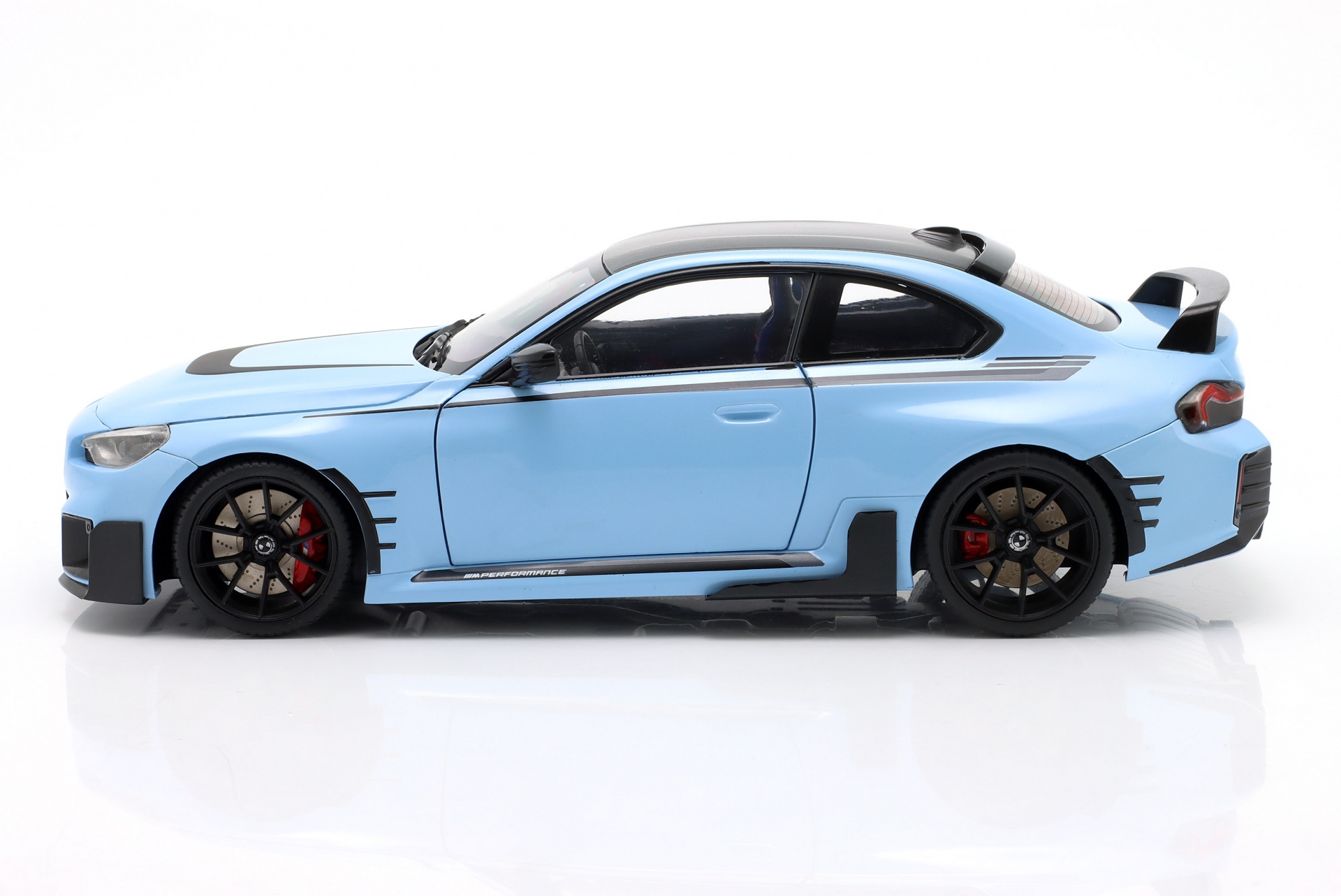 BMW M2 Performance Parts (G87) Baujahr 2024 Zandvoort blau  