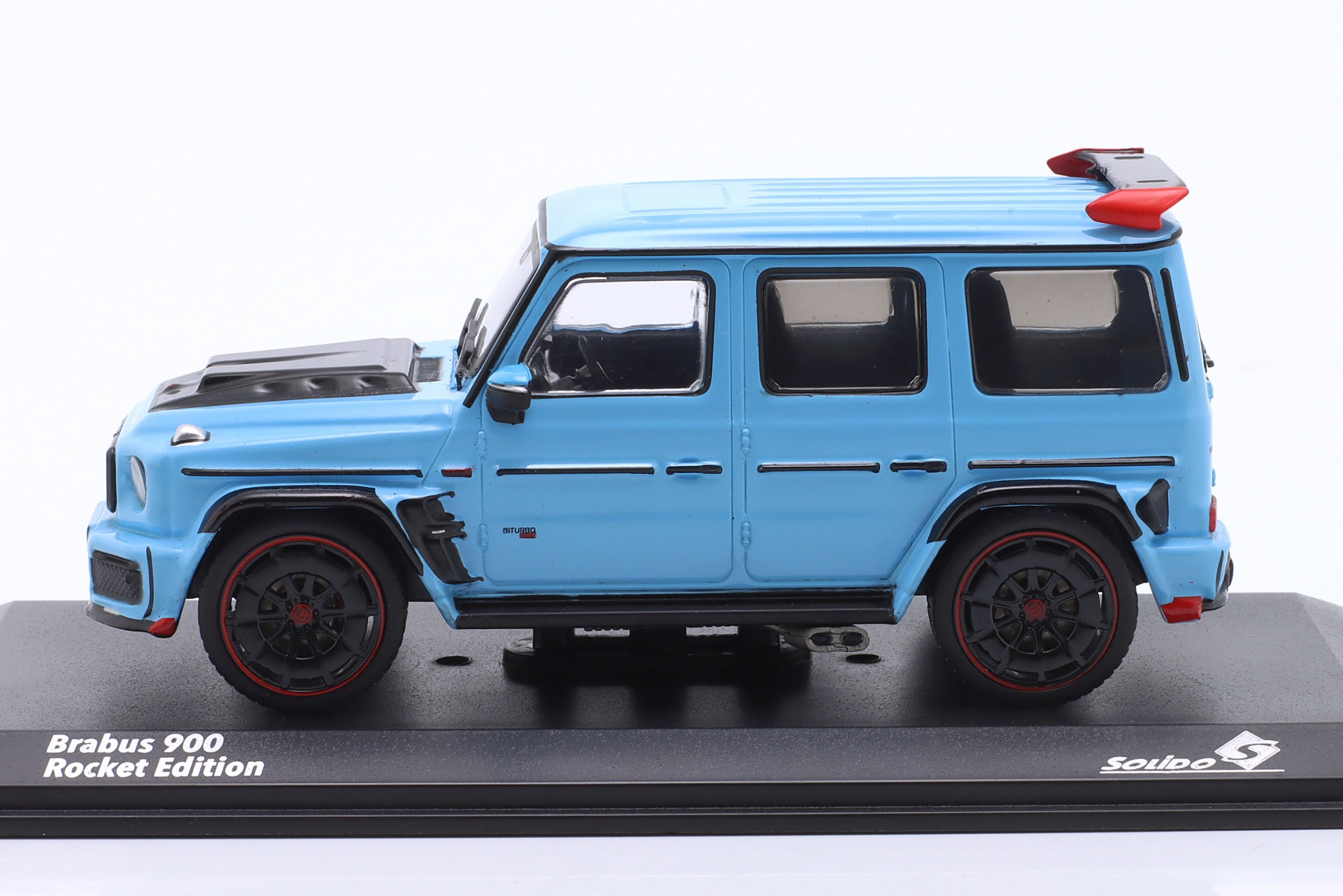 Brabus 900 Rocket Edition Baujahr 2021 China blau  
