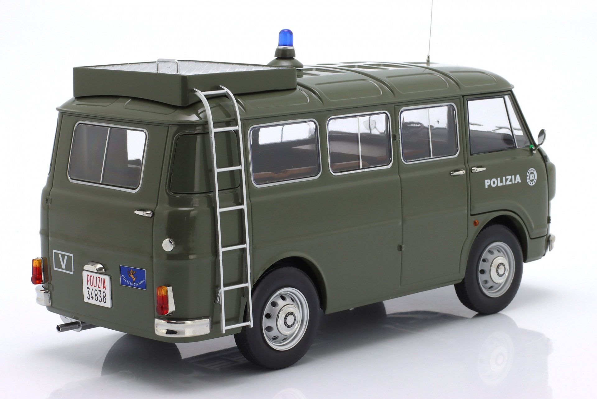 Alfa Romeo F-12 Minibus Polizei Baujahr 1970 olivgr&uuml;n  MITICA