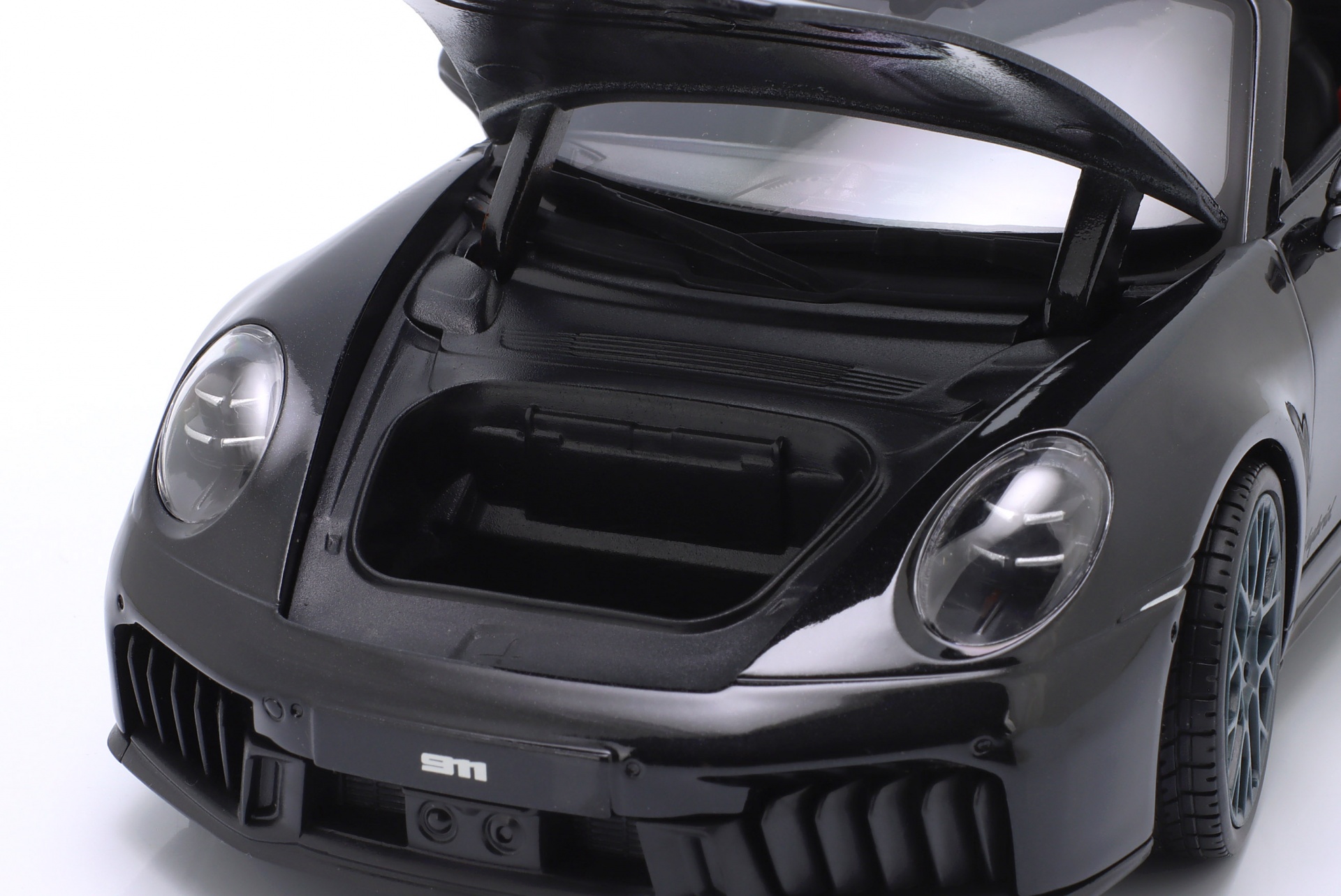 Porsche 911 (992.2) Targa 4 GTS Hybrid Baujahr 2025 schwarz  