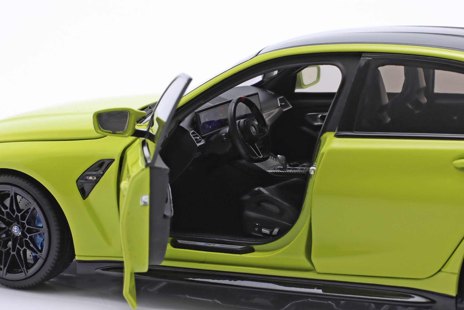 BMW M3 (G80) Limousine Baujahr 2024 Sao Paulo gelb  