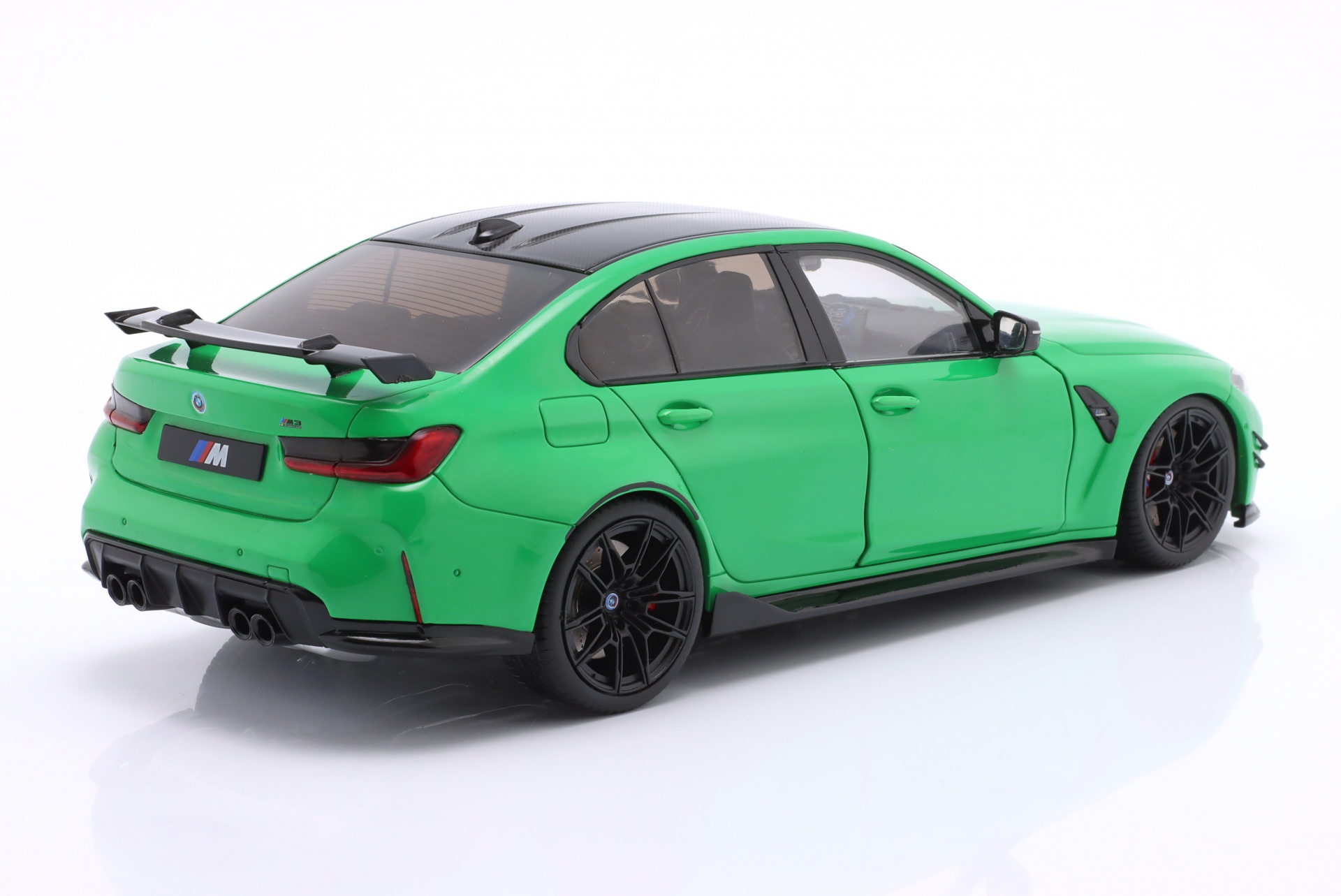 BMW M3 (G80) Performance Parts Baujahr 2024 signalgr&uuml;n  
