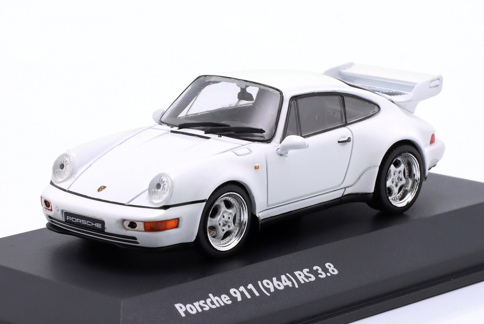 Porsche 911 (964) RS 3.8 Baujahr 1994 Grand Prix wei&szlig;  