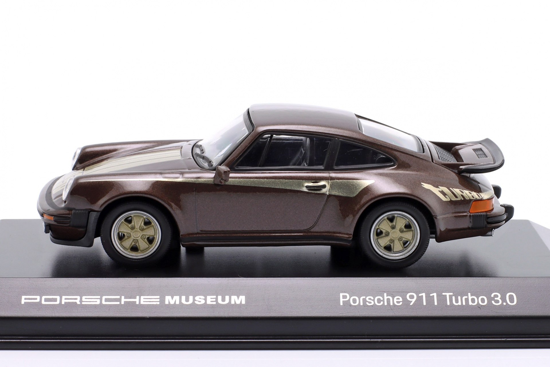 Porsche 911 Turbo 3.0 Baujahr 1975-1977 braun / gold  