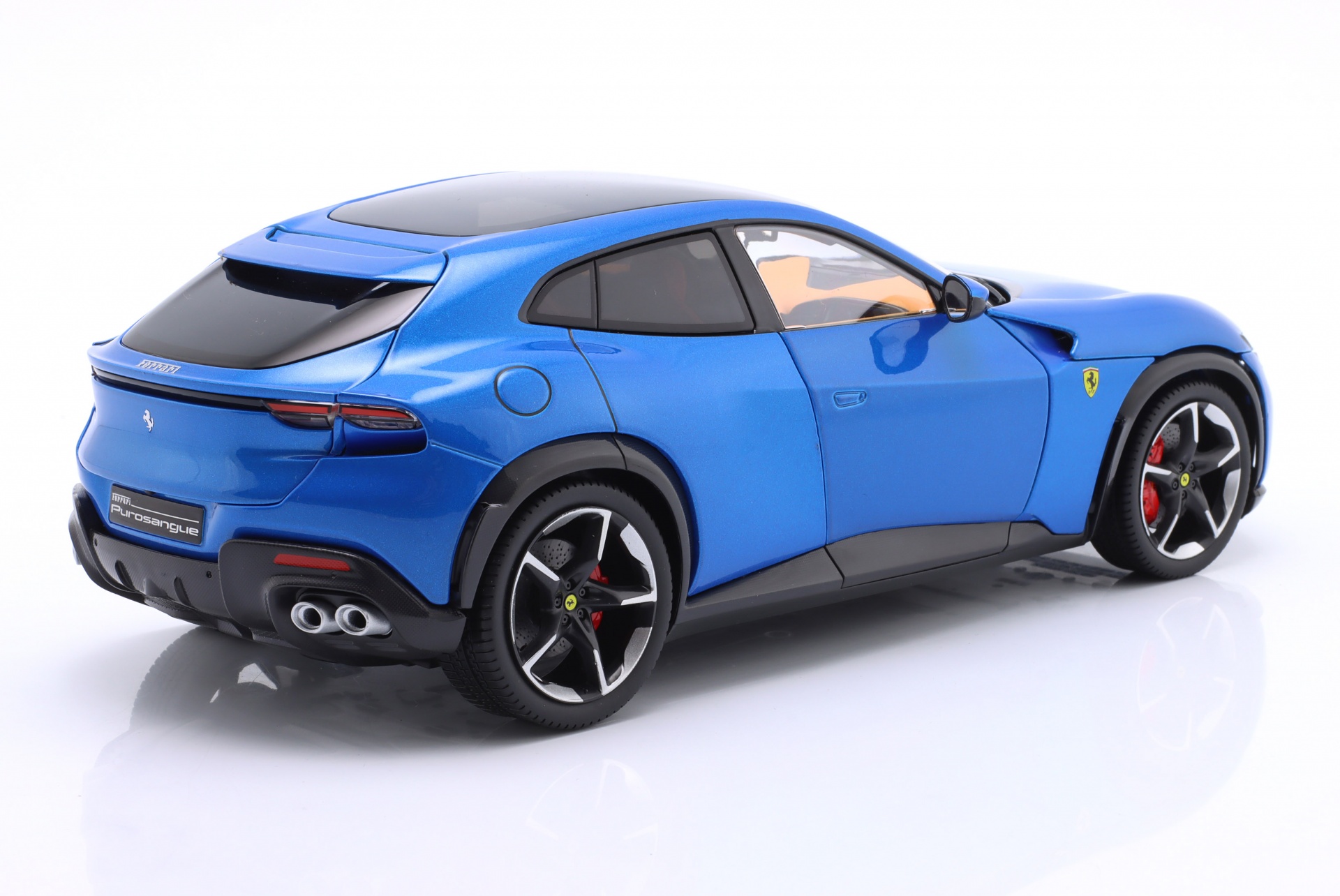 Ferrari Purosangue Baujahr 2022 corsa blau  