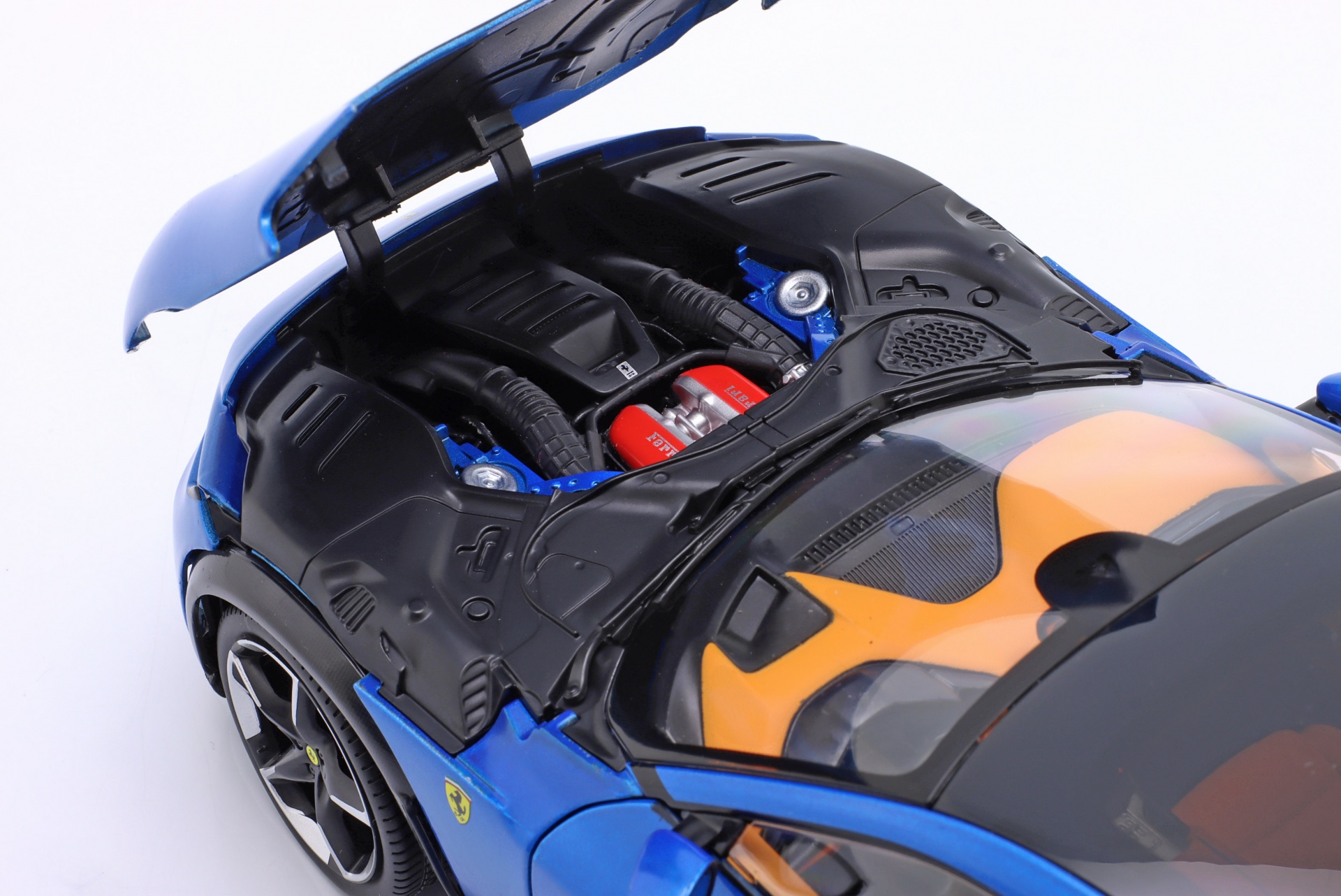 Ferrari Purosangue Baujahr 2022 corsa blau  