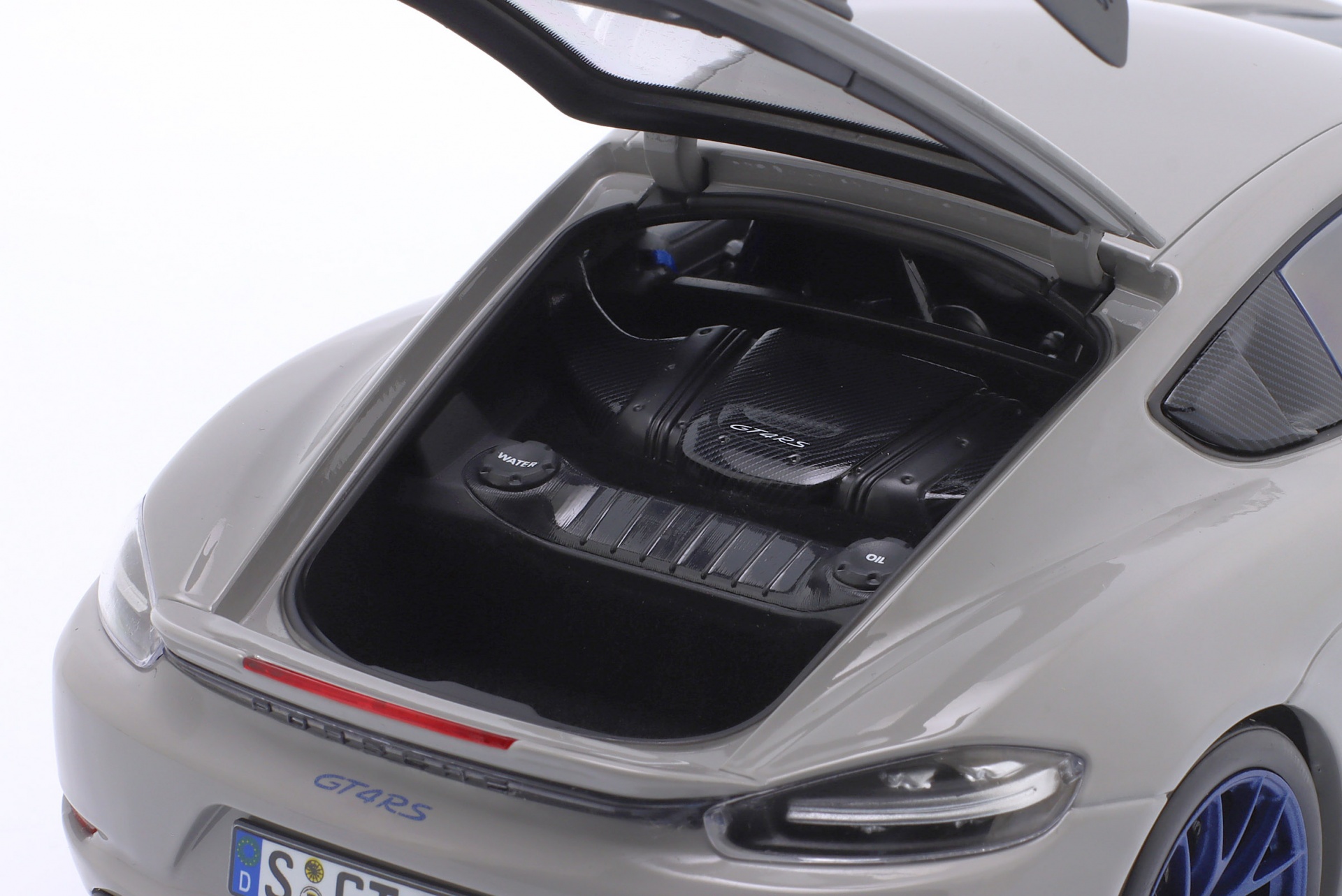 Porsche Cayman GT4 RS Weissach-Paket Baujahr 2023 kreide  